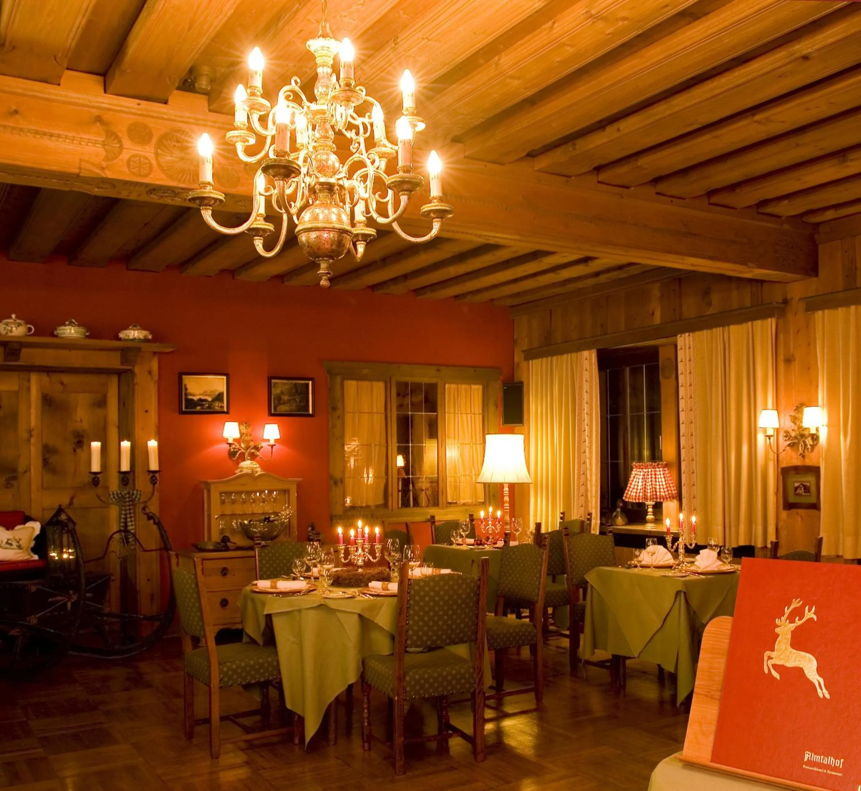 Restaurant/places to eat in Romantikhotel Almtalhof