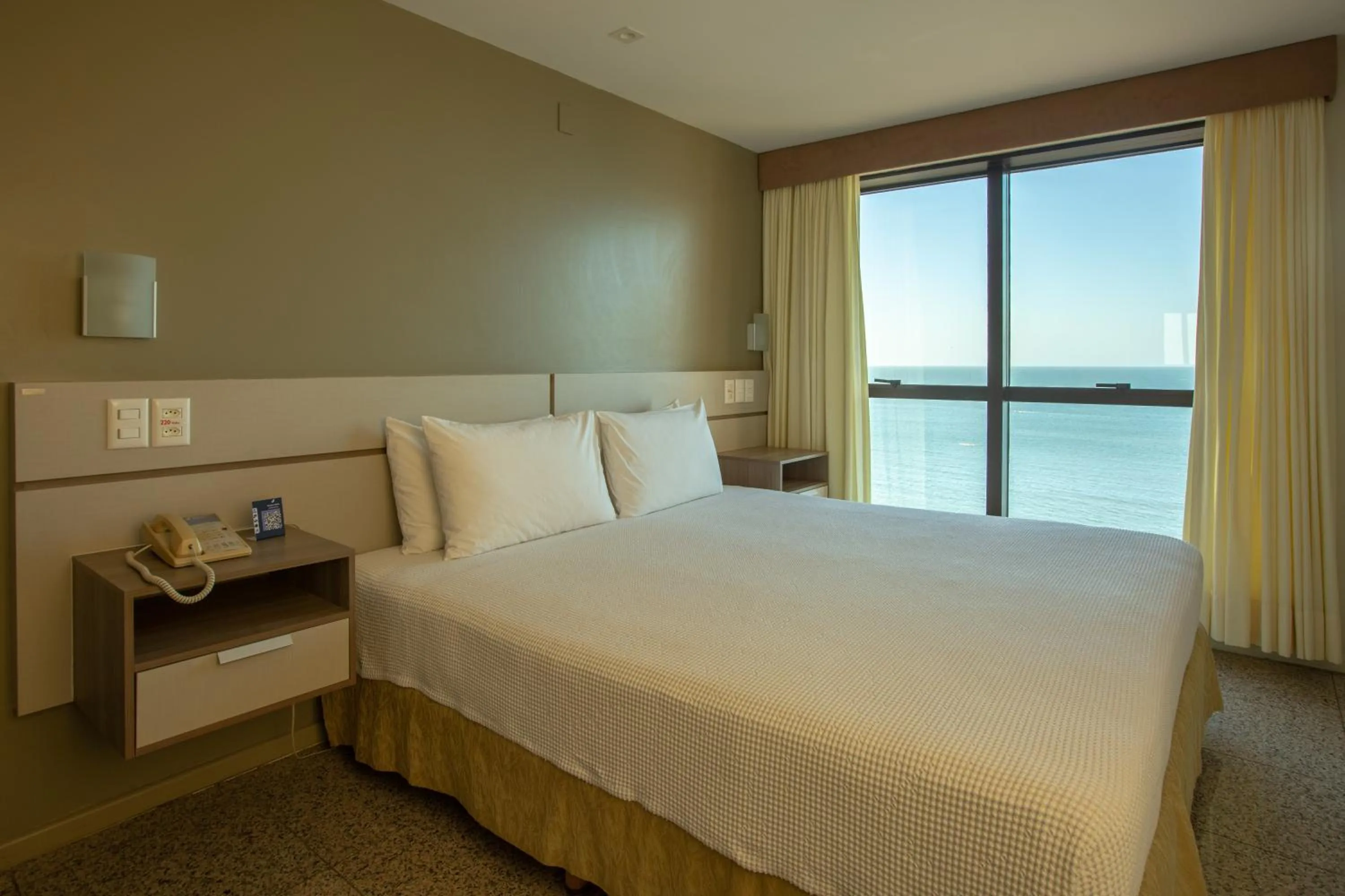 Bed in Blue Tree Towers Fortaleza Beira Mar