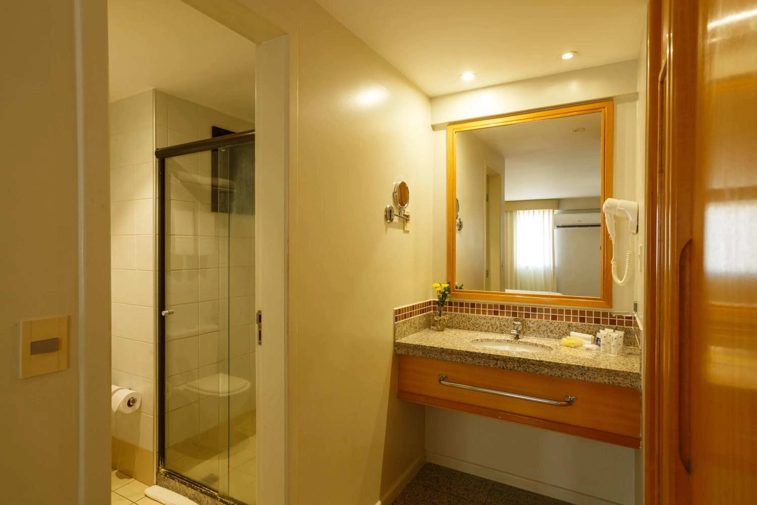 Bathroom in Blue Tree Towers Fortaleza Beira Mar