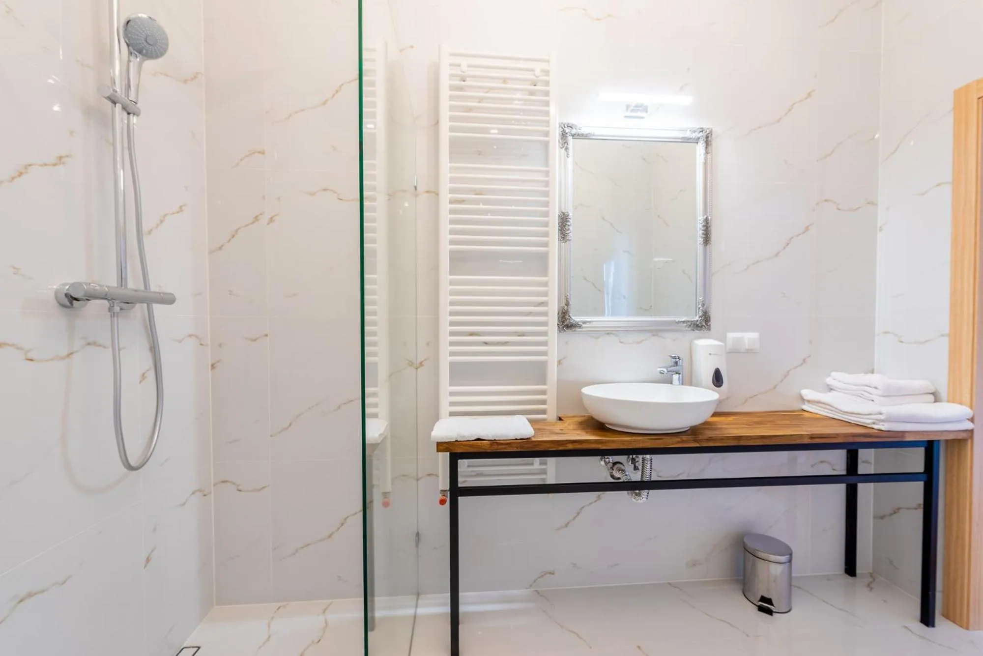 Kamienica Zamenhofa - Apartamenty na wynajem