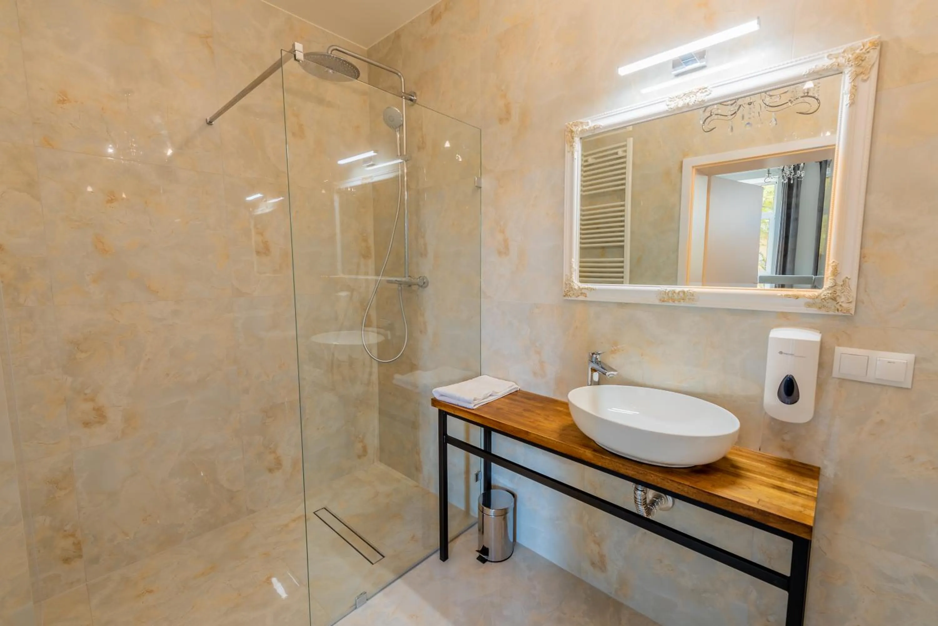 Kamienica Zamenhofa - Apartamenty na wynajem