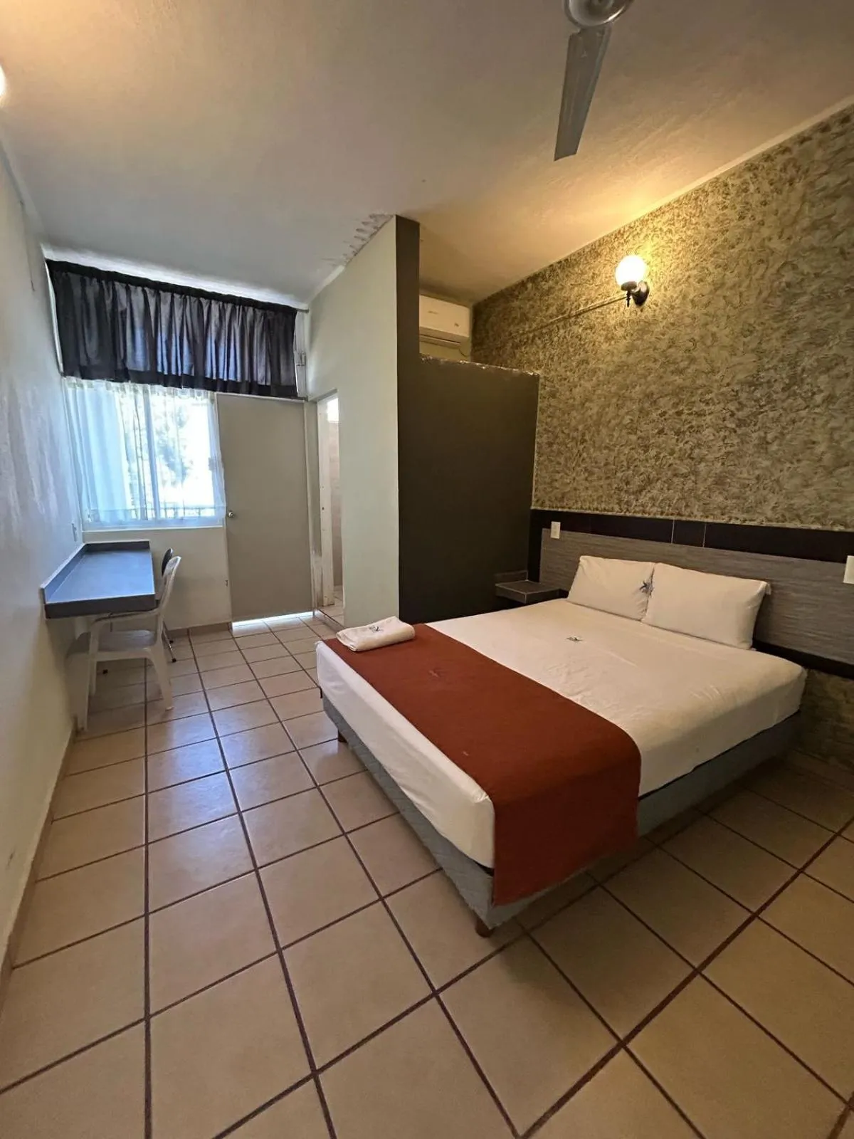 Bed in Hotel Albatros Peñita-Guayabitos Nayarit