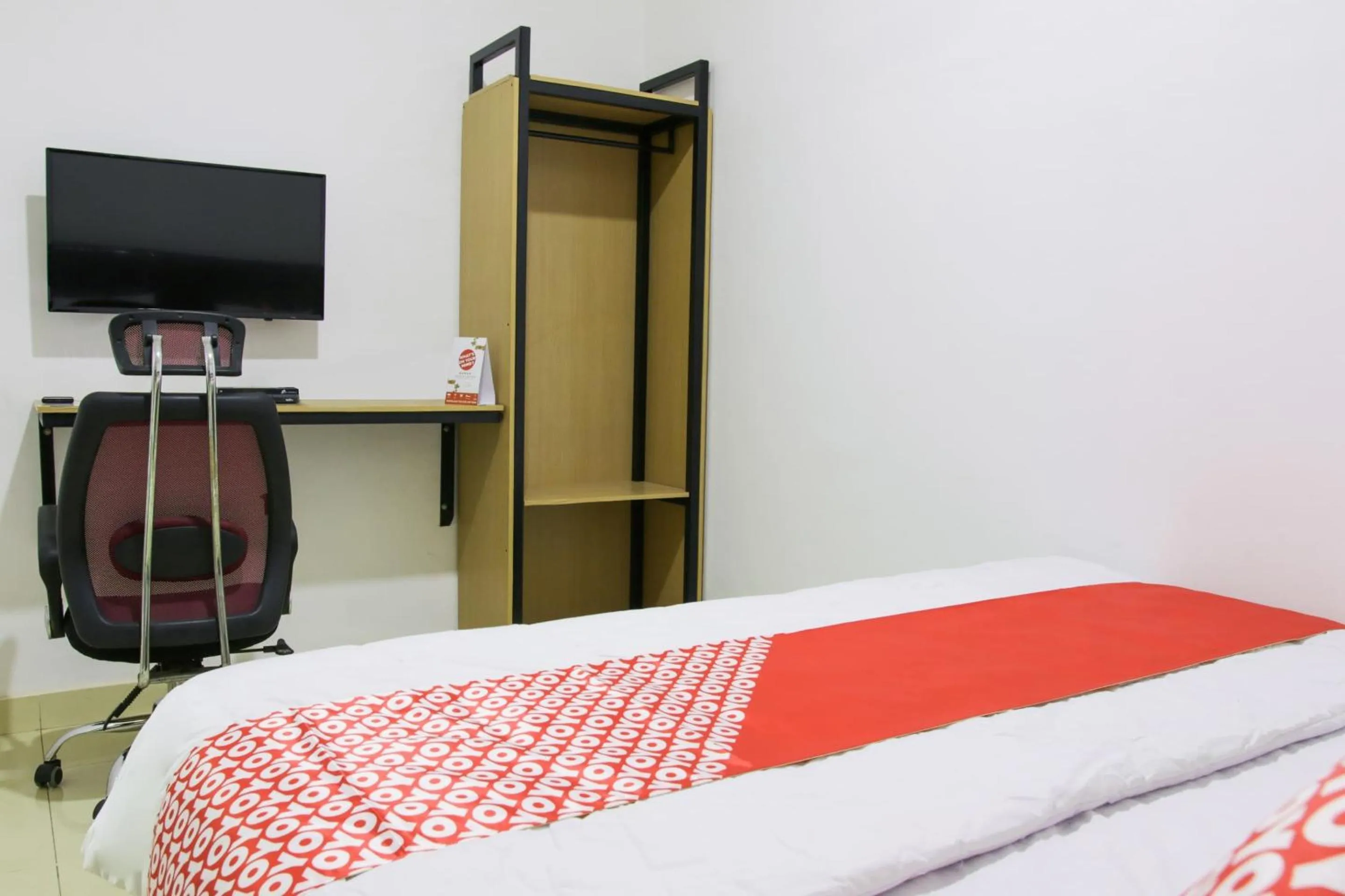 Bedroom in Hotel O Pa Baeng Baeng Near Rumah Sakit Faisal Formerly Guest House Cahaya 7296