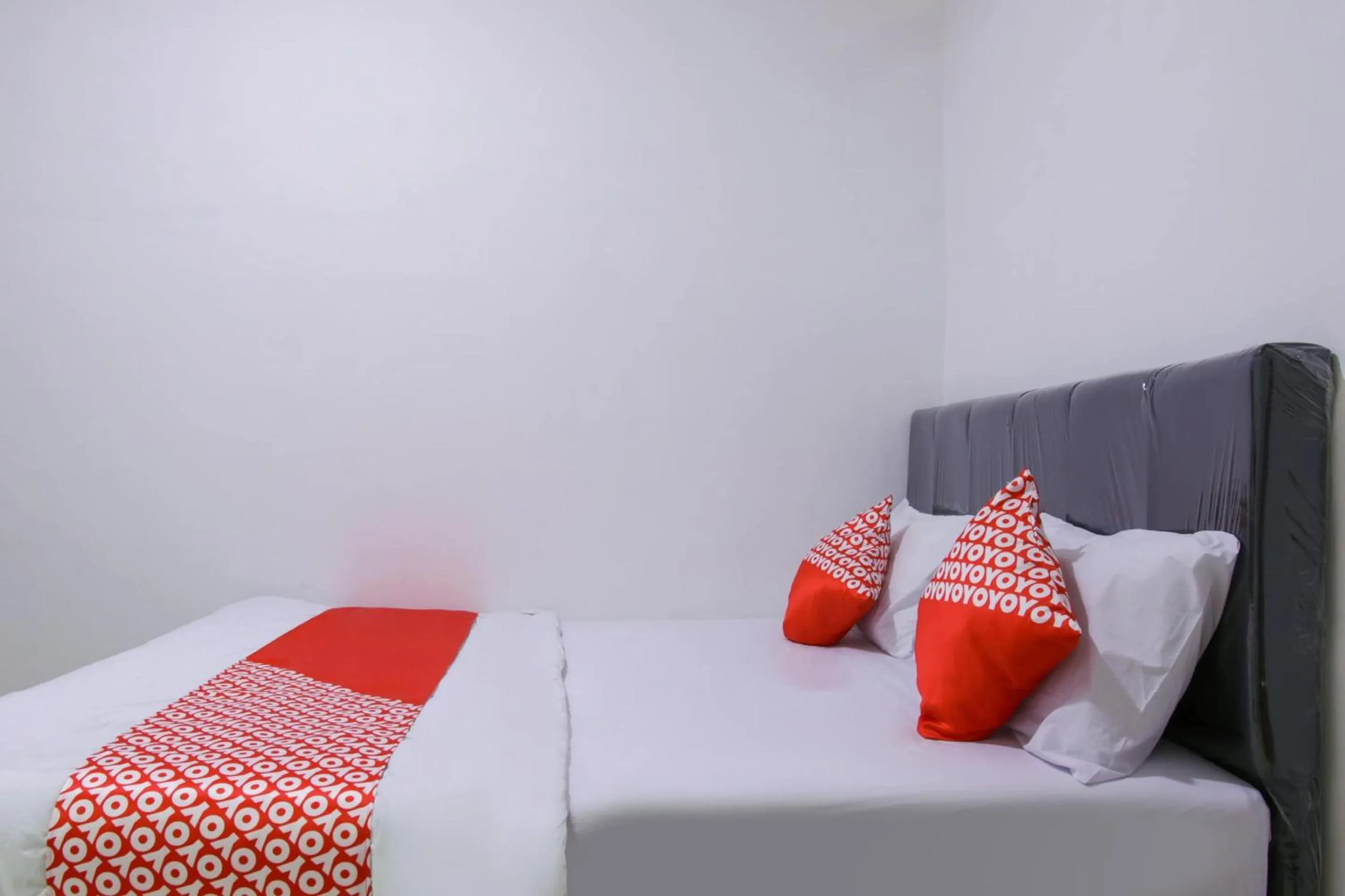 Bedroom in Hotel O Pa Baeng Baeng Near Rumah Sakit Faisal Formerly Guest House Cahaya 7296