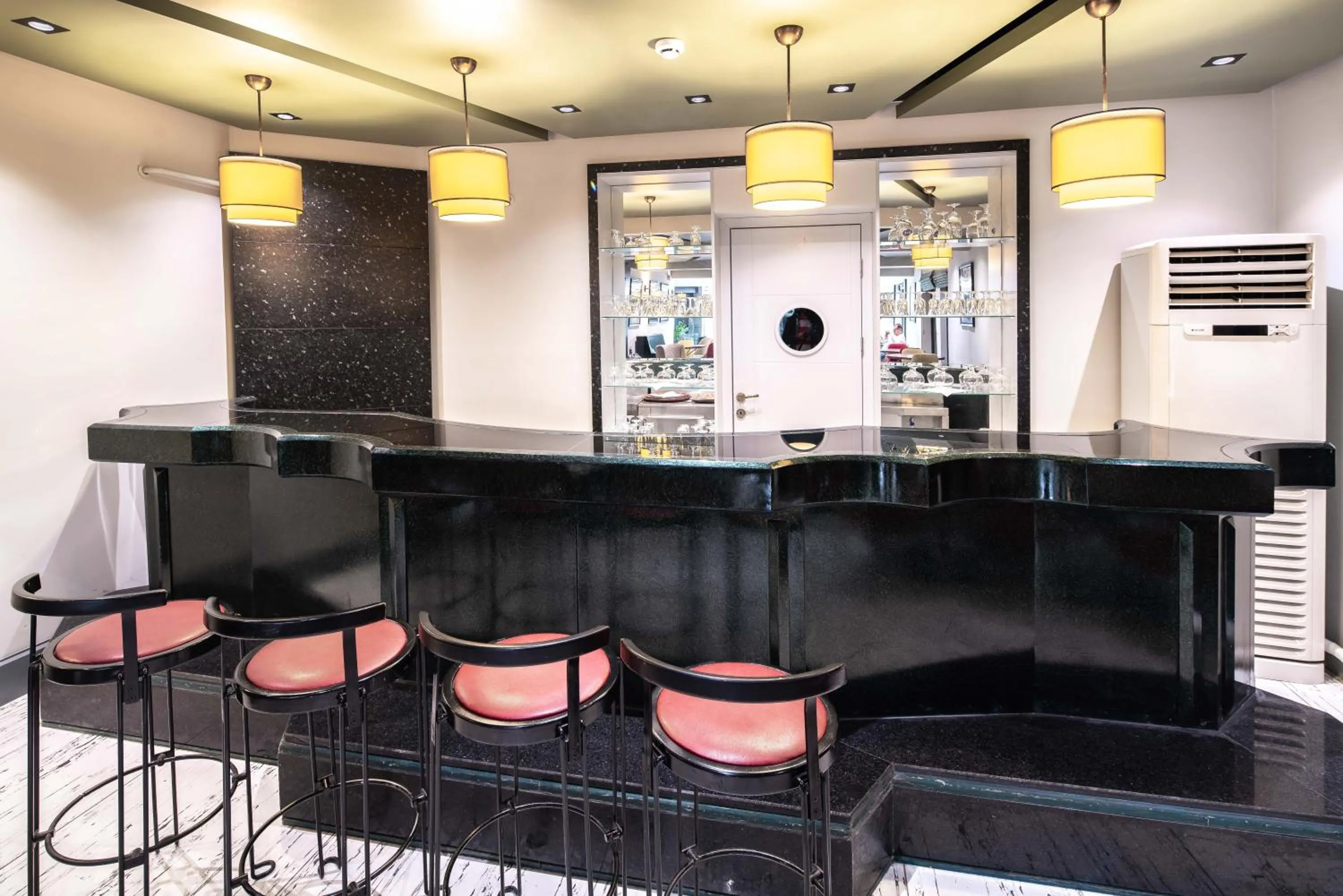 Lobby or reception in BOLU GRAND KÖROĞLU OTEL