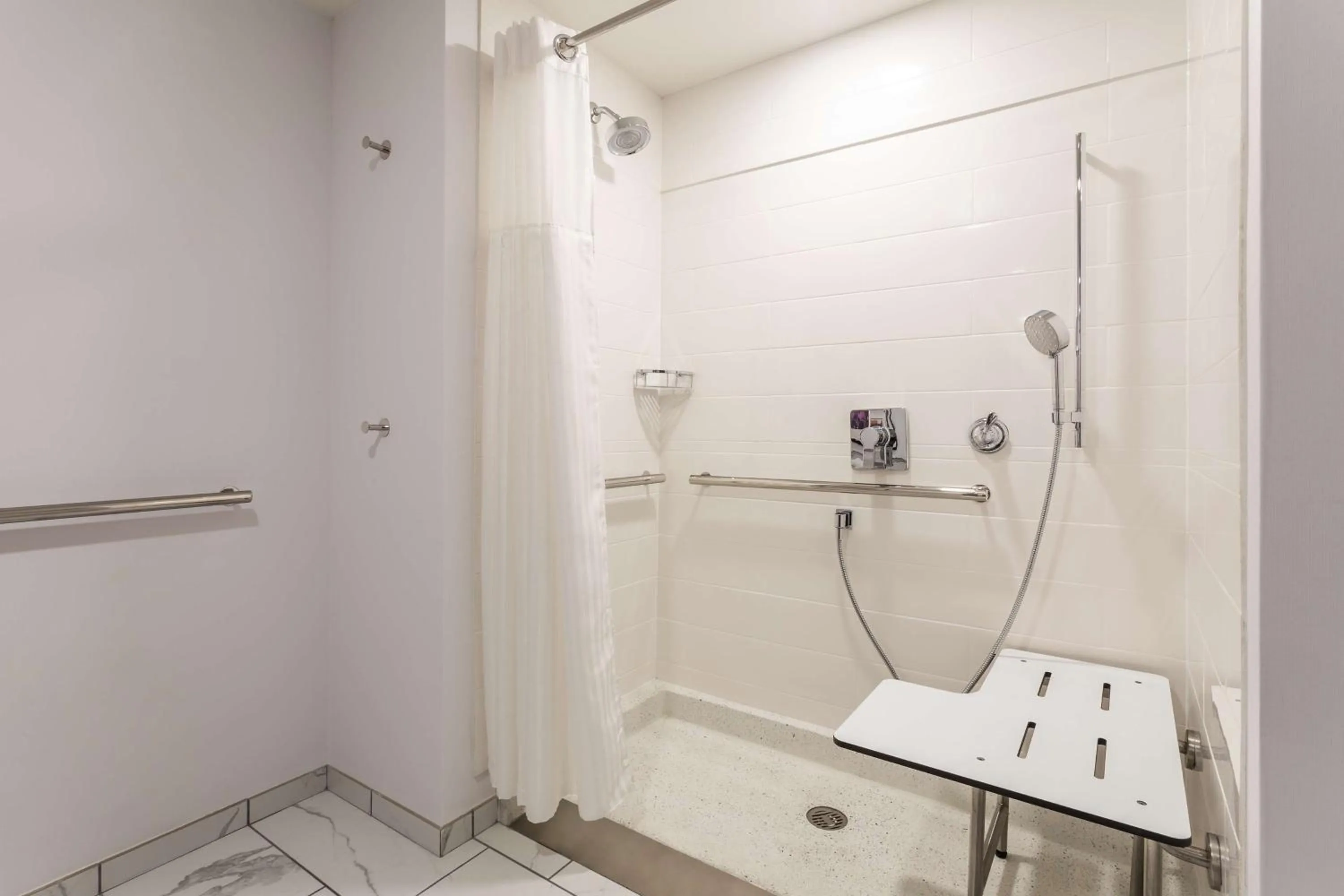 Bathroom in Hilton Garden Inn Homestead