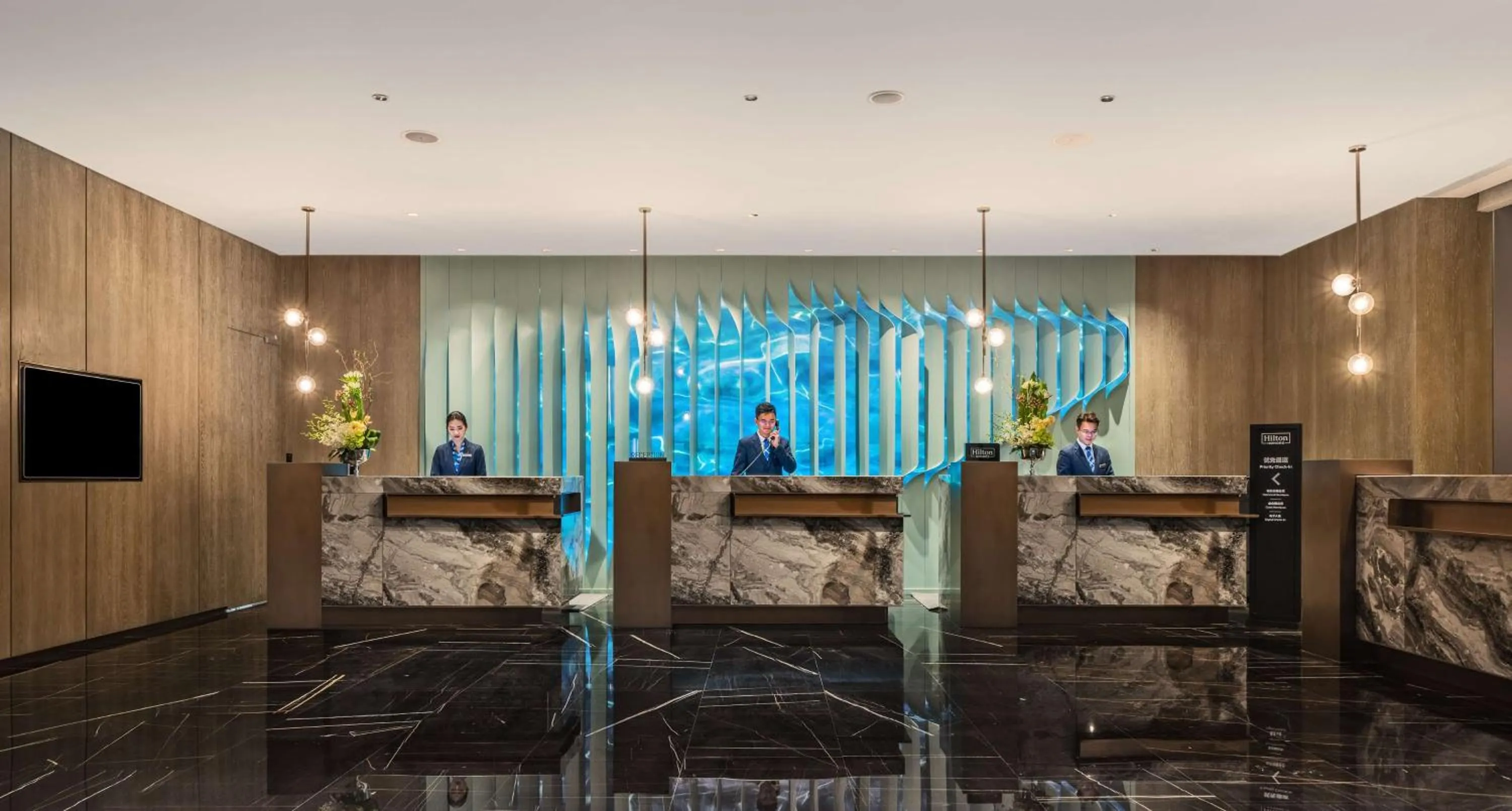 Lobby or reception in Hilton Shenzhen World Exhibition & Convention Centre