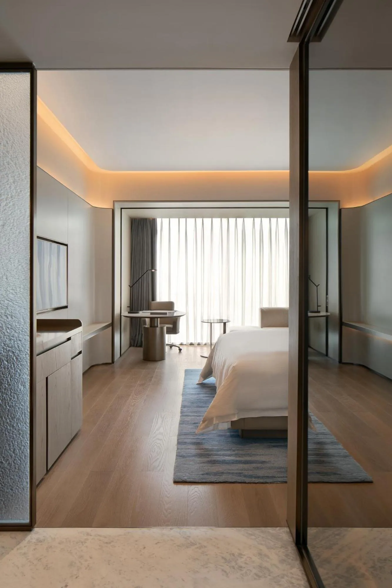 Photo of the whole room, Bed in Hilton Shenzhen World Exhibition & Convention Centre