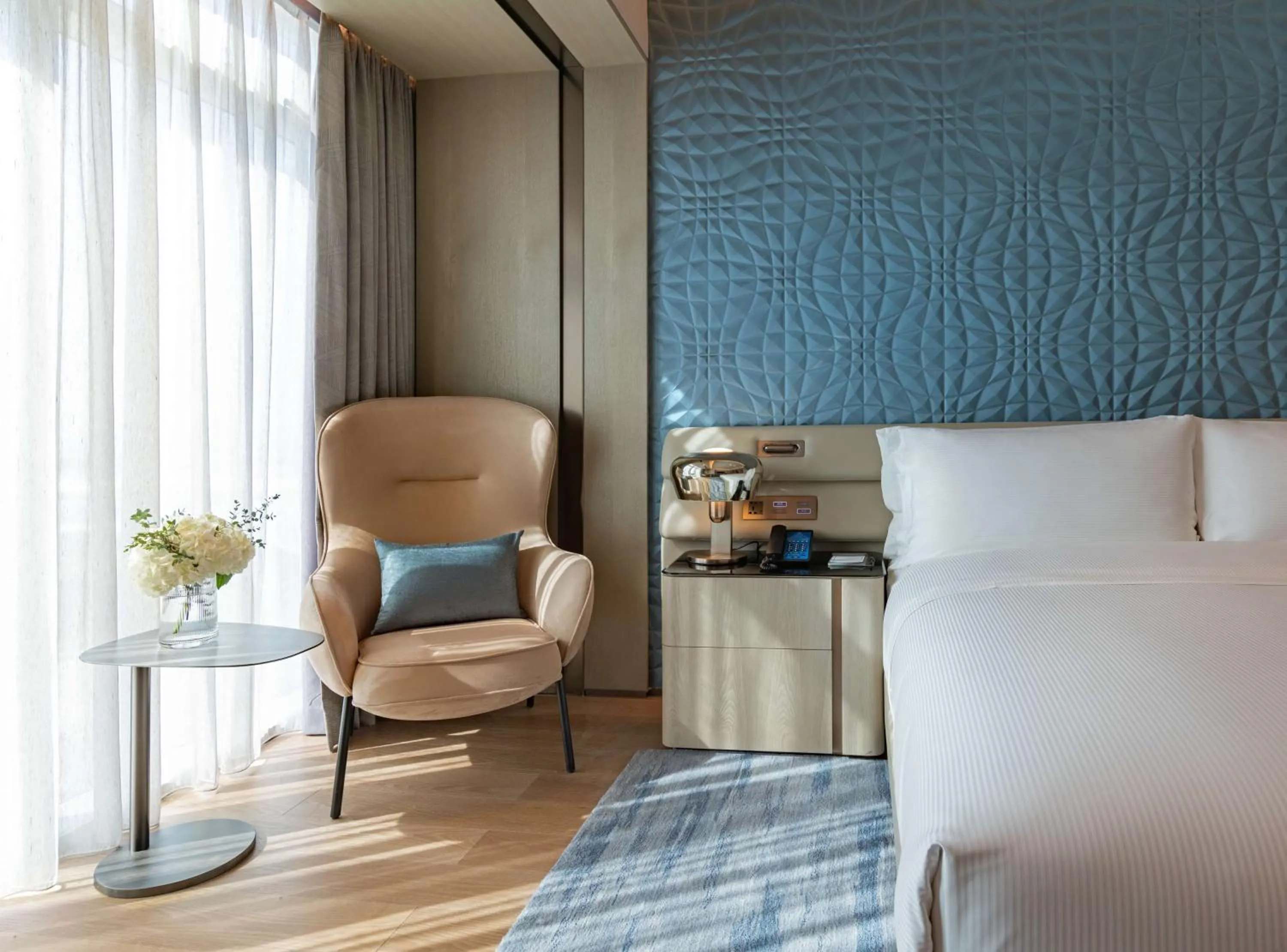 Bed in Hilton Shenzhen World Exhibition & Convention Centre