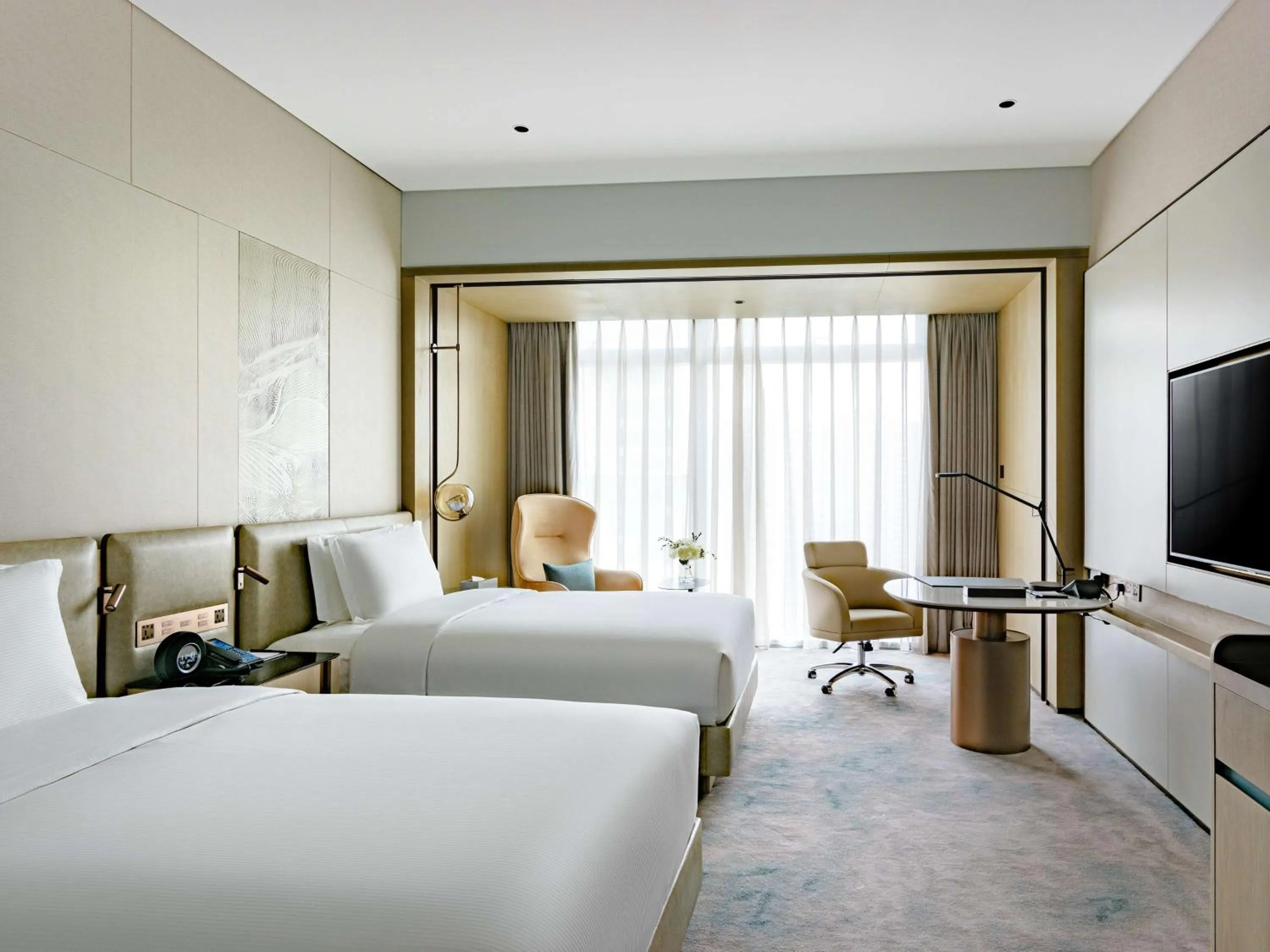 Bedroom, Bed in Hilton Shenzhen World Exhibition & Convention Centre