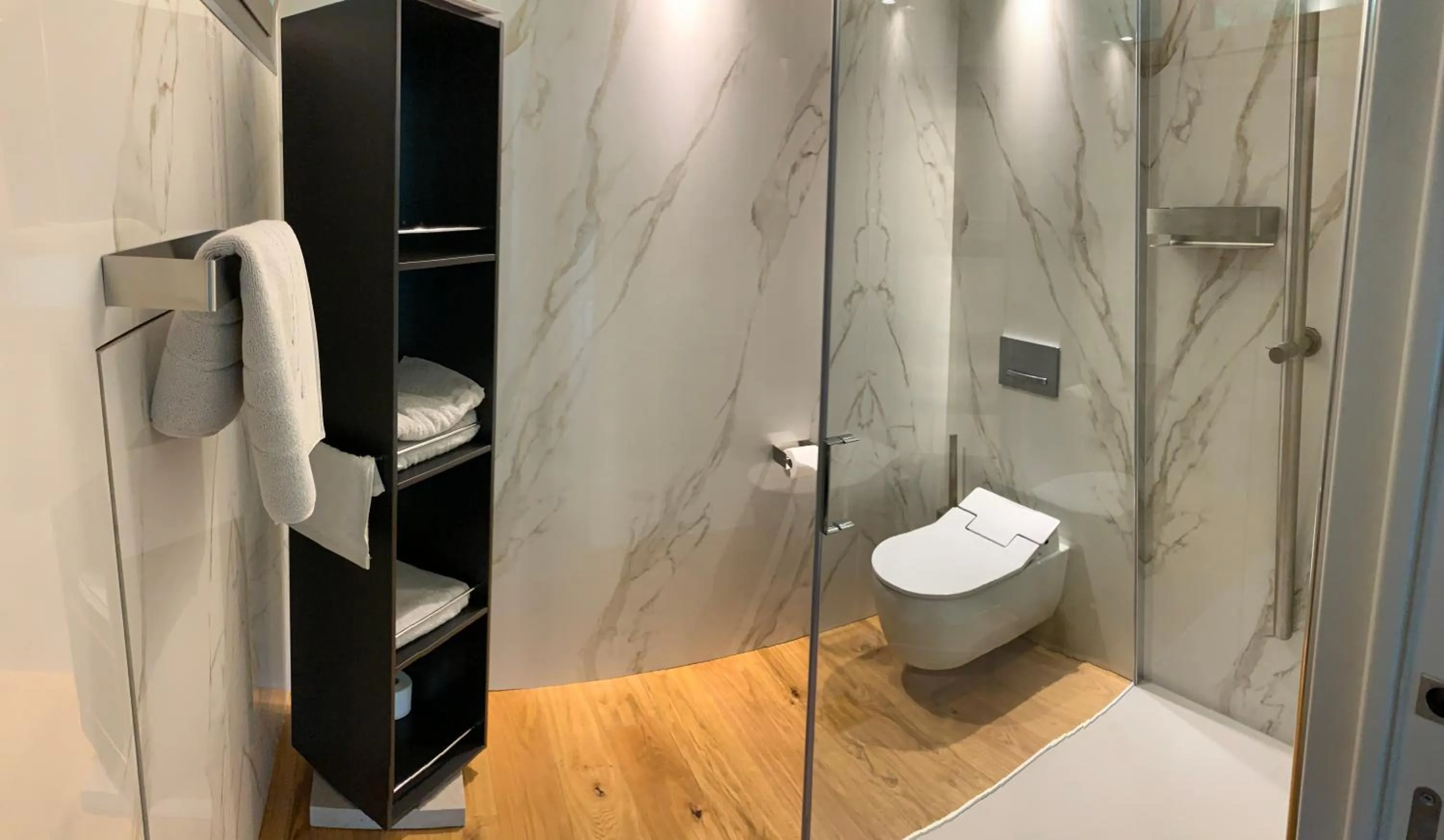 Shower in La Forestale Luxury Ecolodge - La Suite Royale