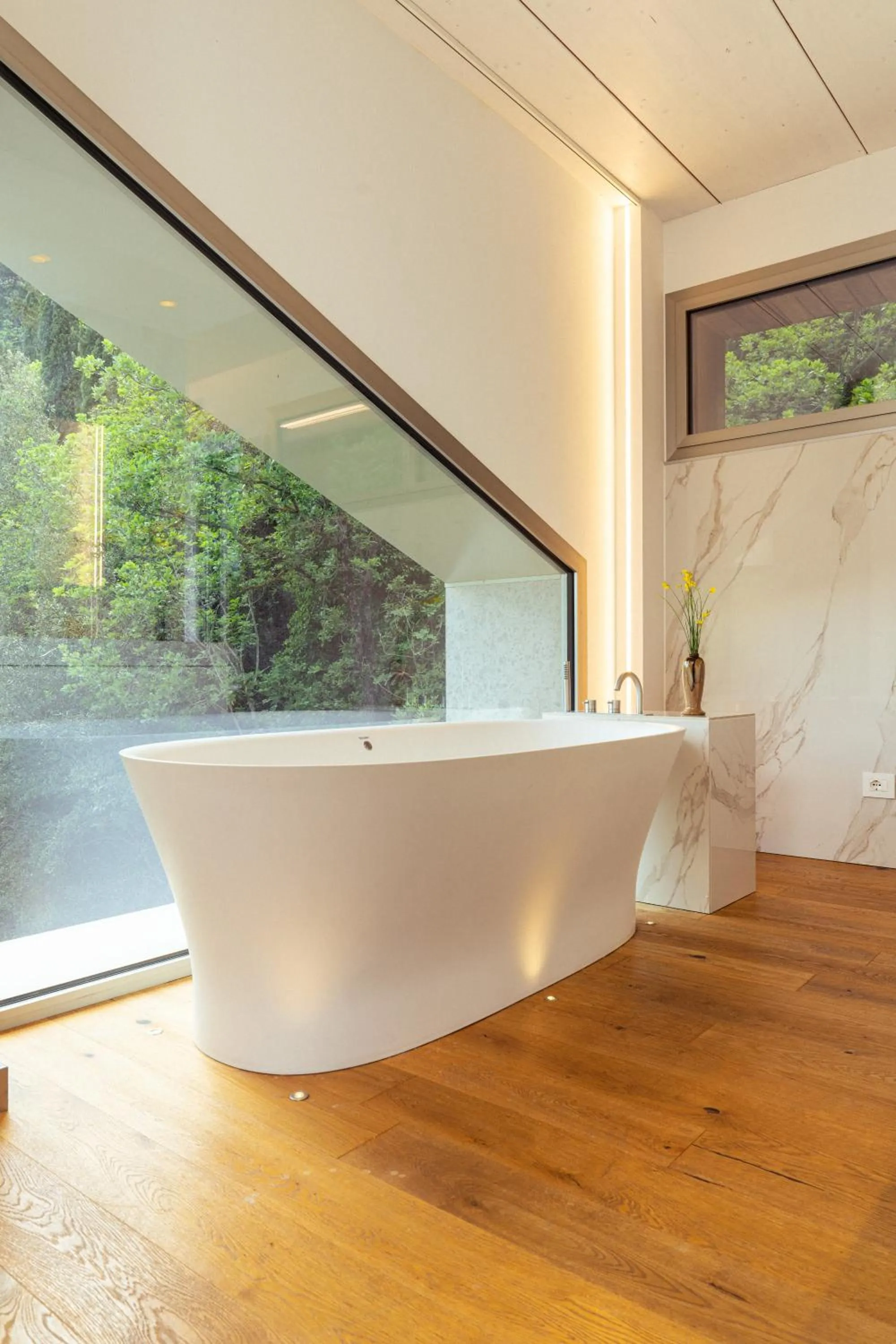 Hot Tub in La Forestale Luxury Ecolodge - La Suite Royale