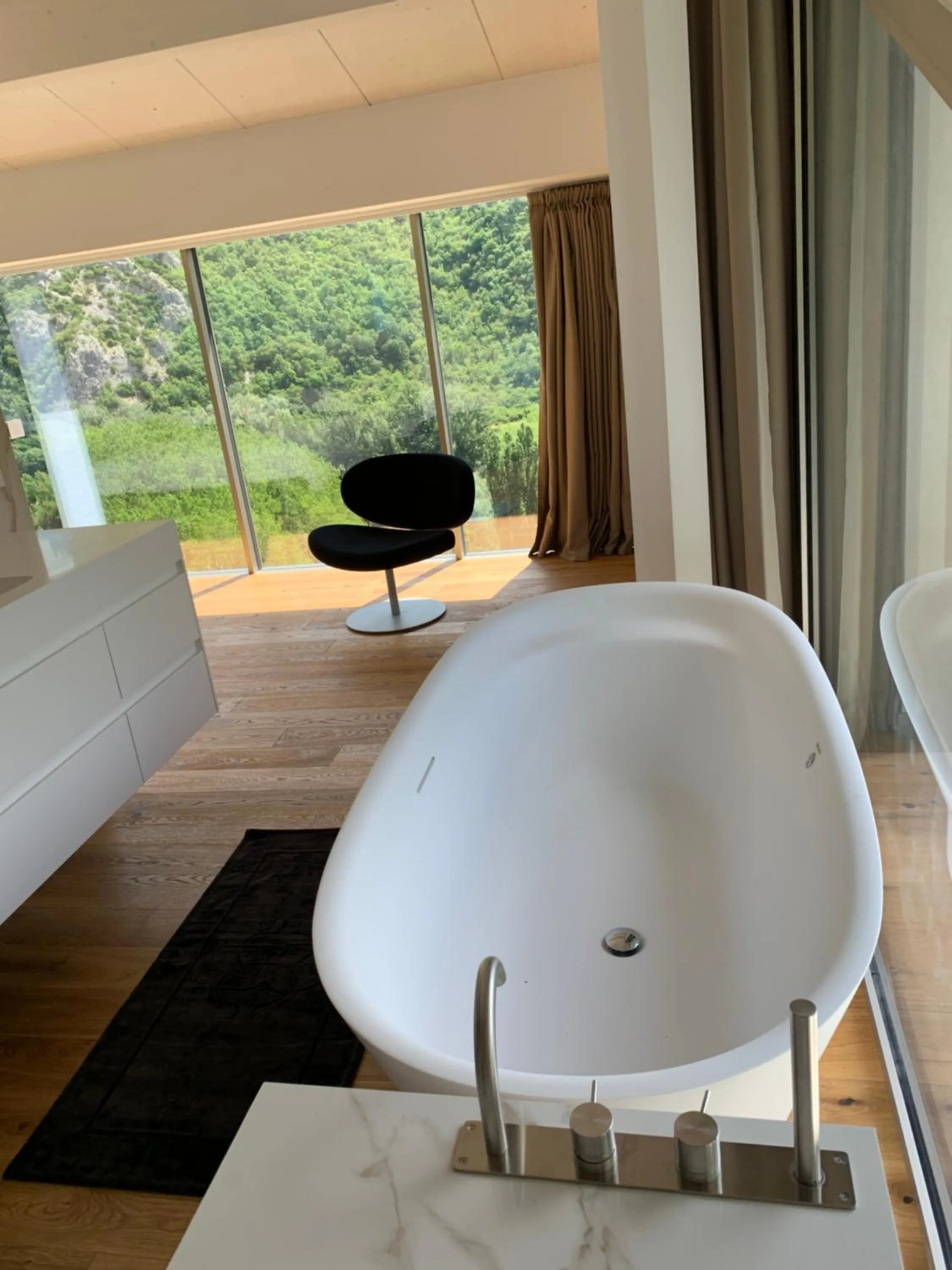 Natural landscape in La Forestale Luxury Ecolodge - La Suite Royale