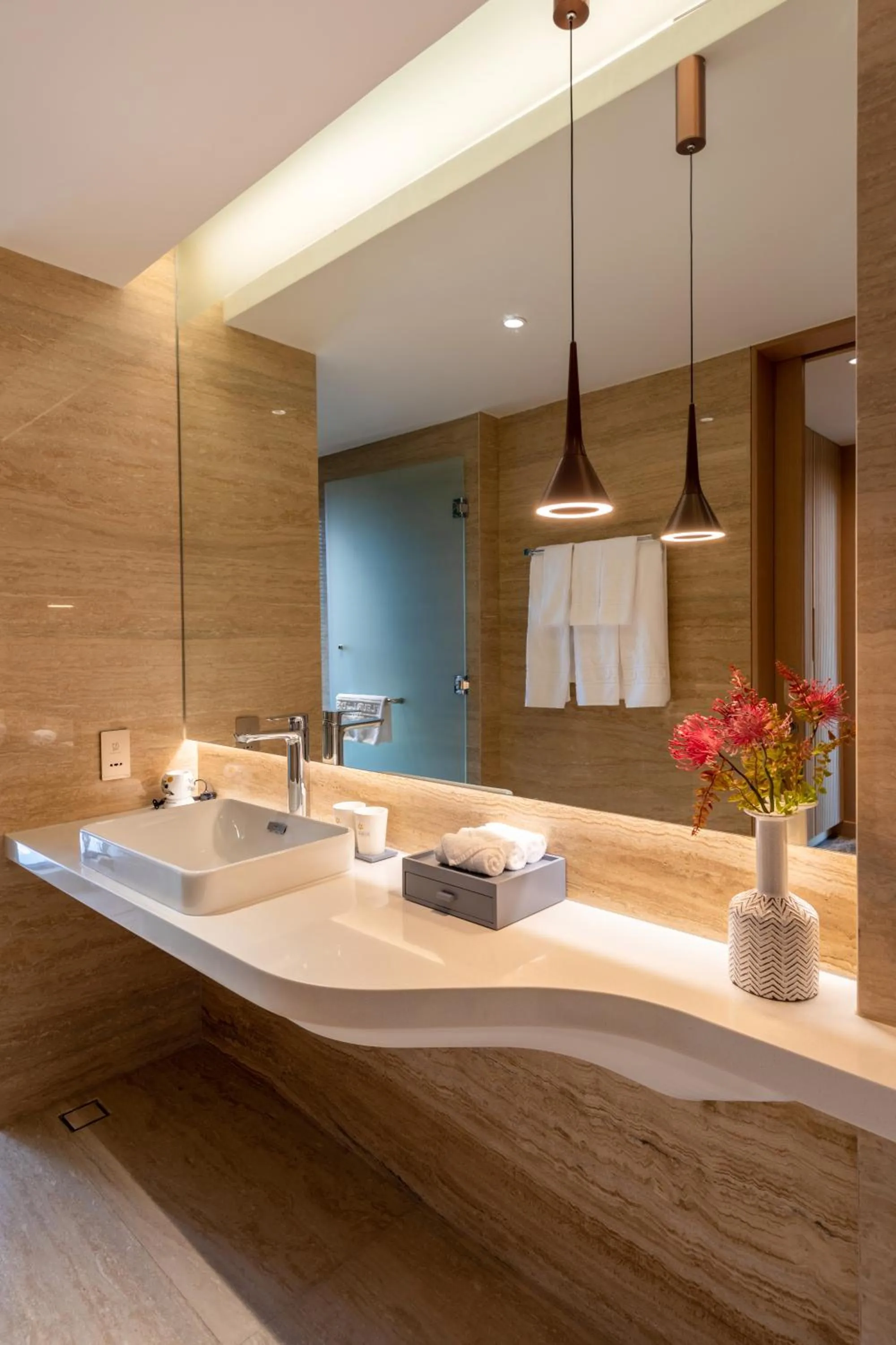 Toilet in Fleur de Lys Hotel Quy Nhon