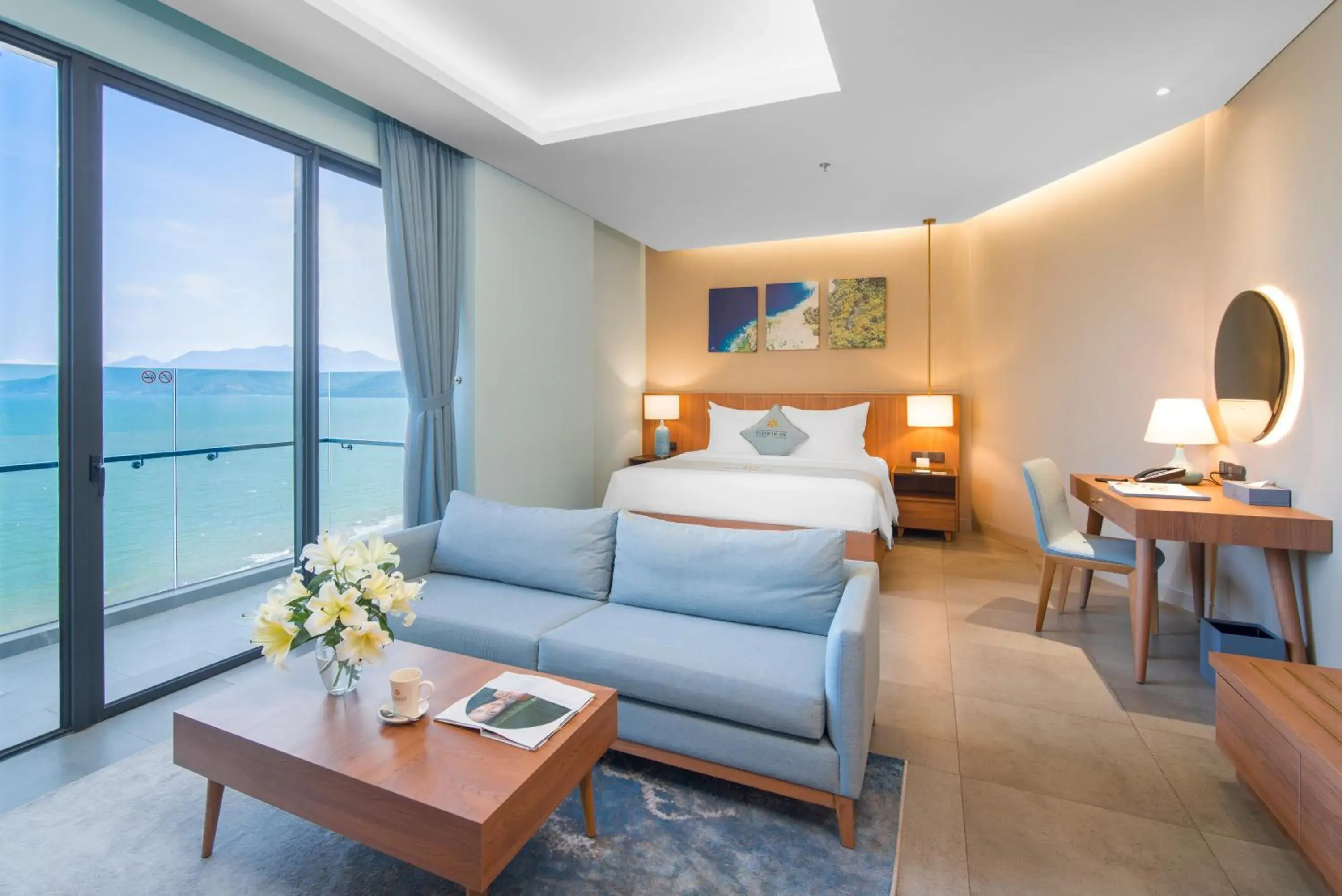 Panorama Deluxe Ocean View with Balcony in Fleur de Lys Hotel Quy Nhon Panorama Deluxe Ocean View with Balcony in Fleur de Lys Hotel Quy Nhon