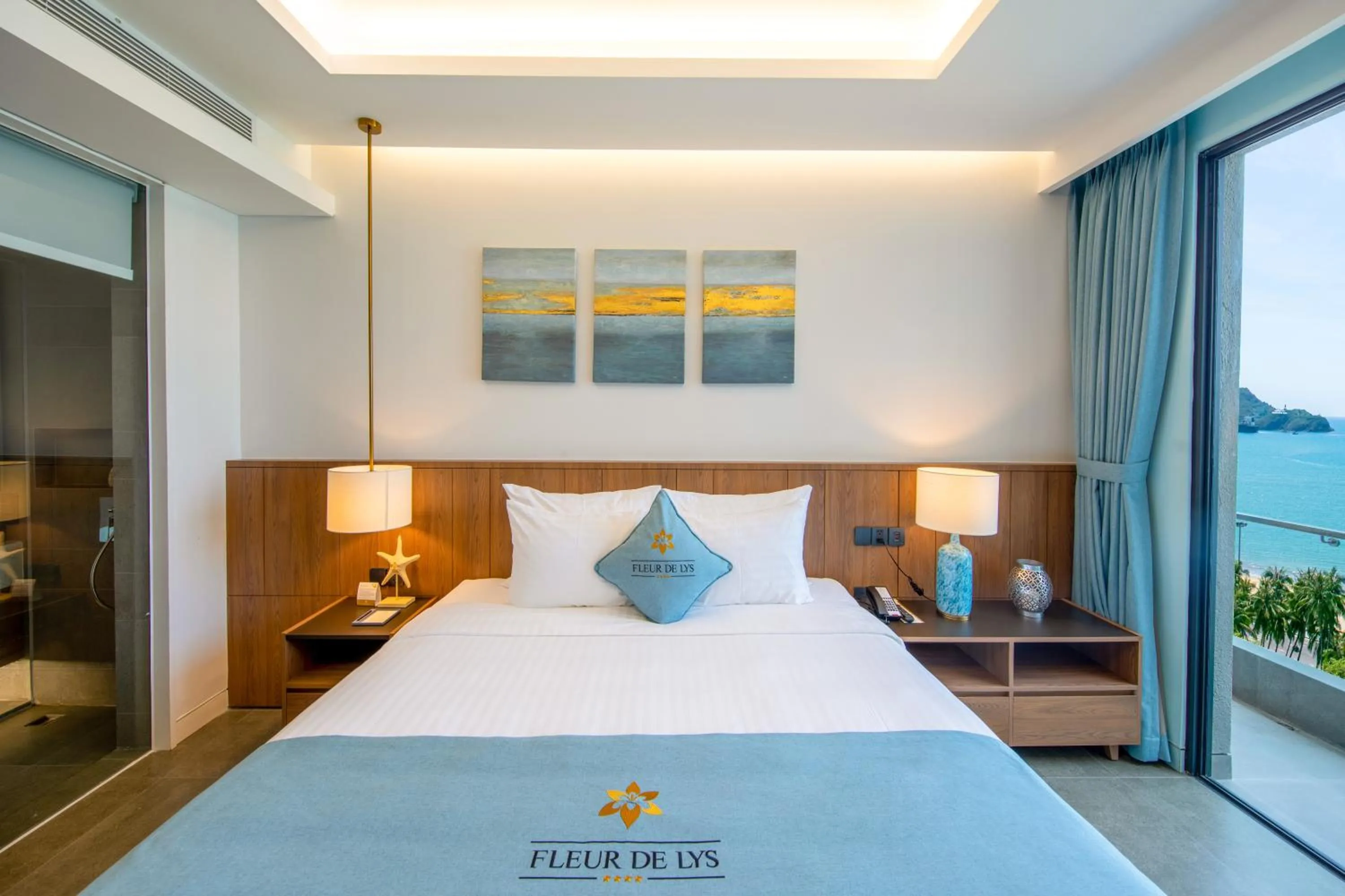 Bed in Fleur de Lys Hotel Quy Nhon