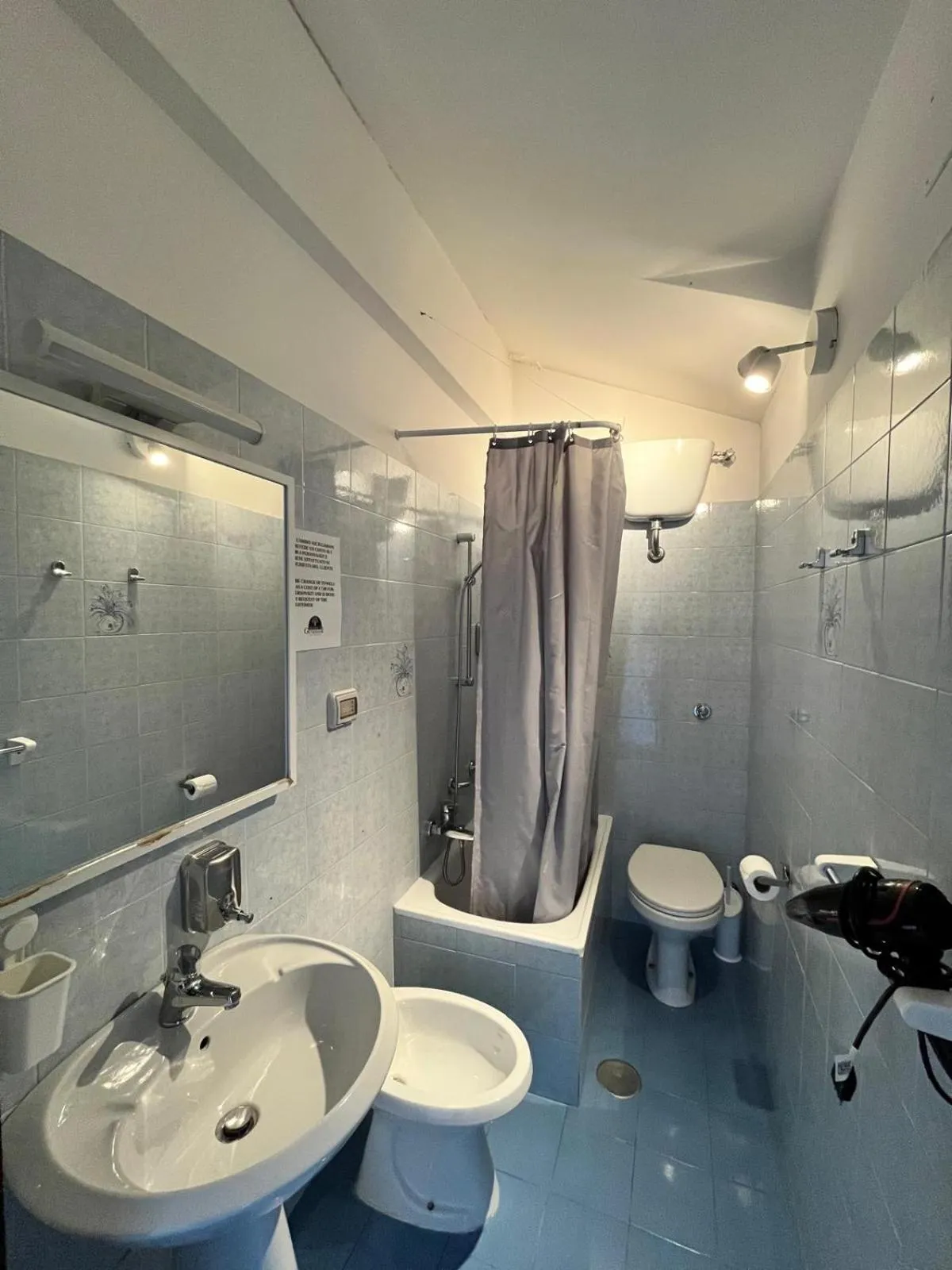 Bath in Domus Getsemani