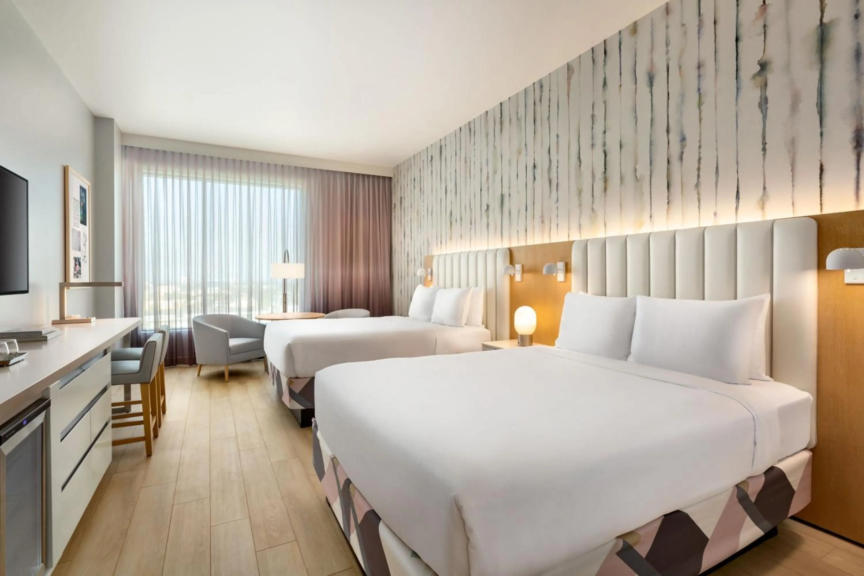 Photo of the whole room, Bed in The Viv Hotel, Anaheim, a Tribute Portfolio Hotel