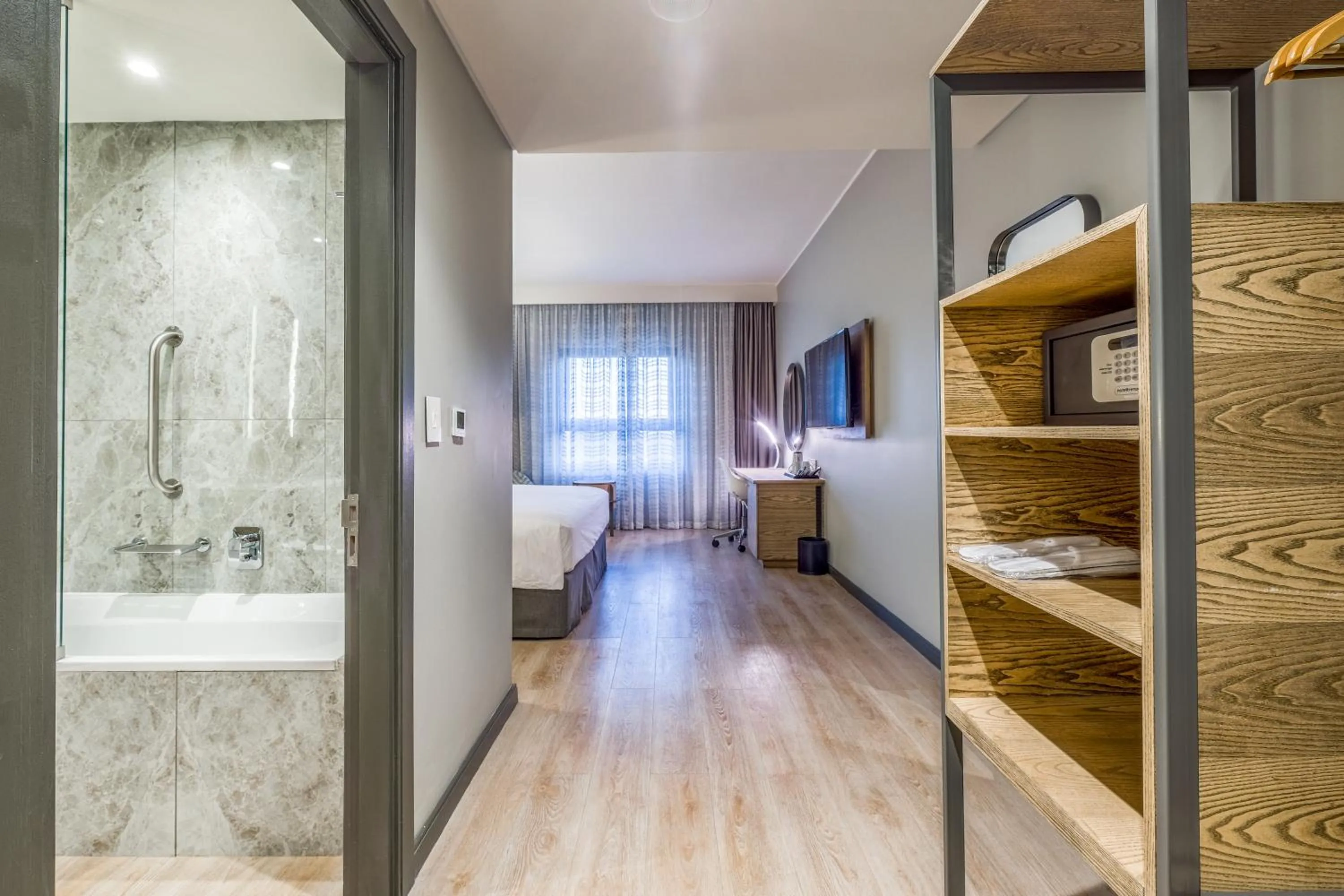 Bathroom in Radisson Hotel and Convention Centre OR Tambo Airport