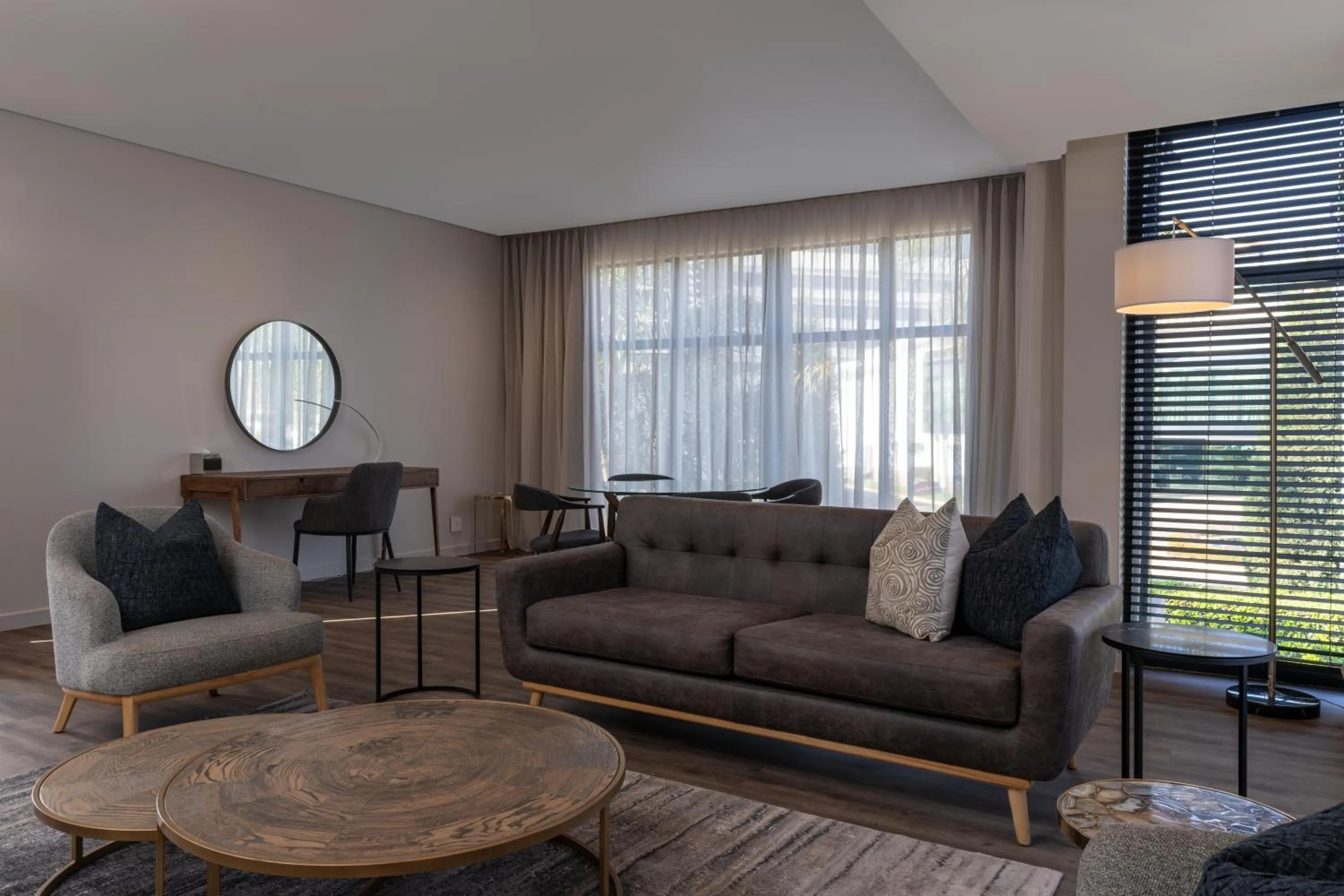 Living room in Radisson Hotel and Convention Centre OR Tambo Airport