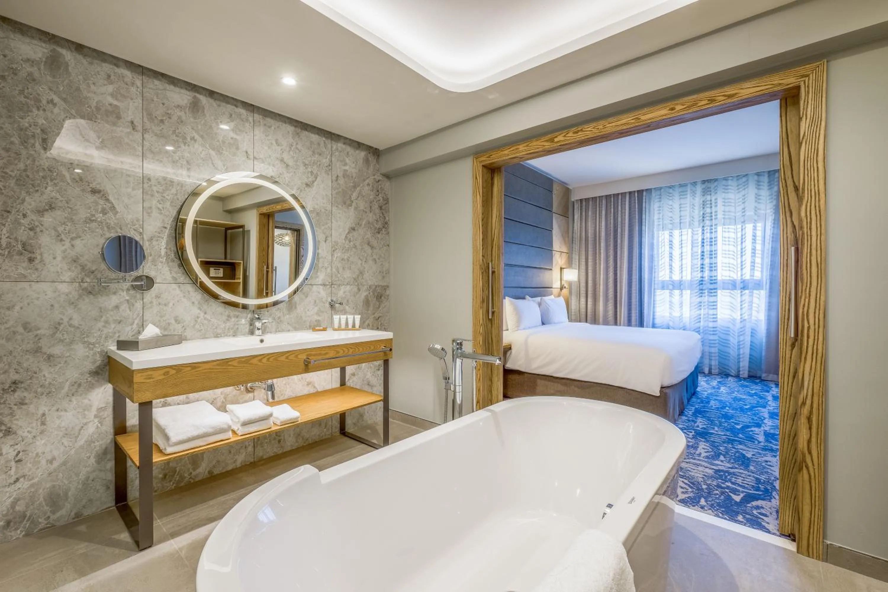 Bed in Radisson Hotel and Convention Centre OR Tambo Airport