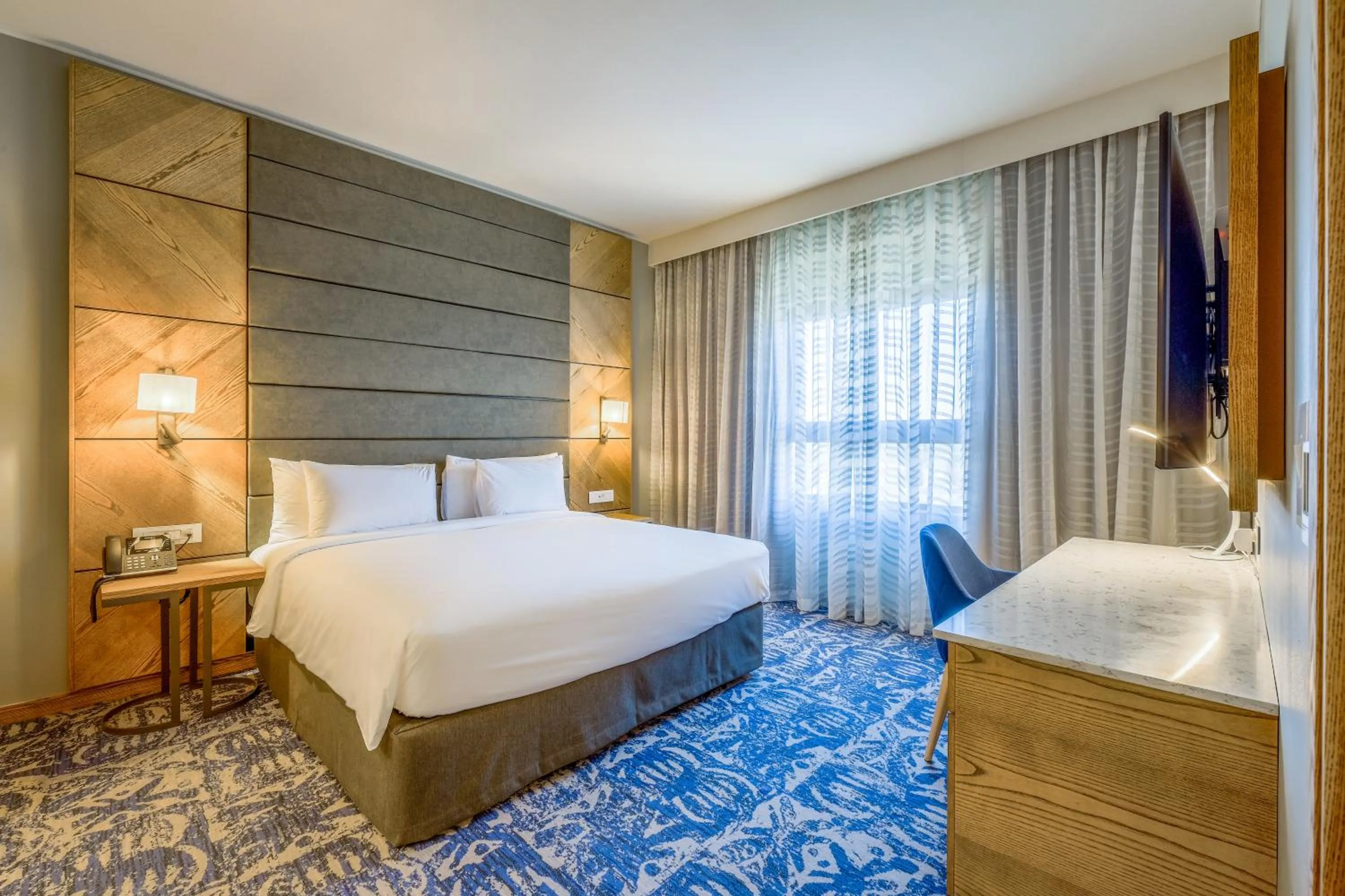 Bedroom, Bed in Radisson Hotel and Convention Centre OR Tambo Airport