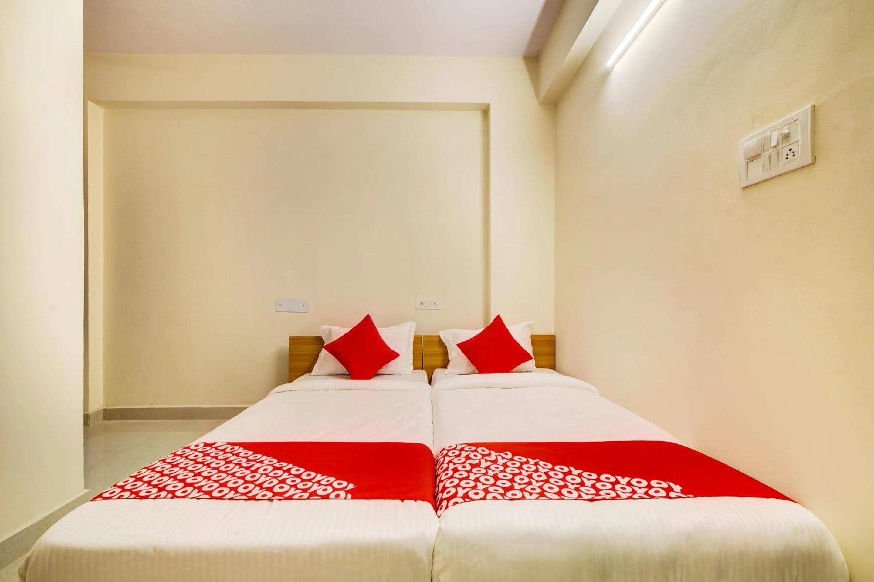 Bedroom, Bed in Hotel O JV Colony Near KFC Gachibowli