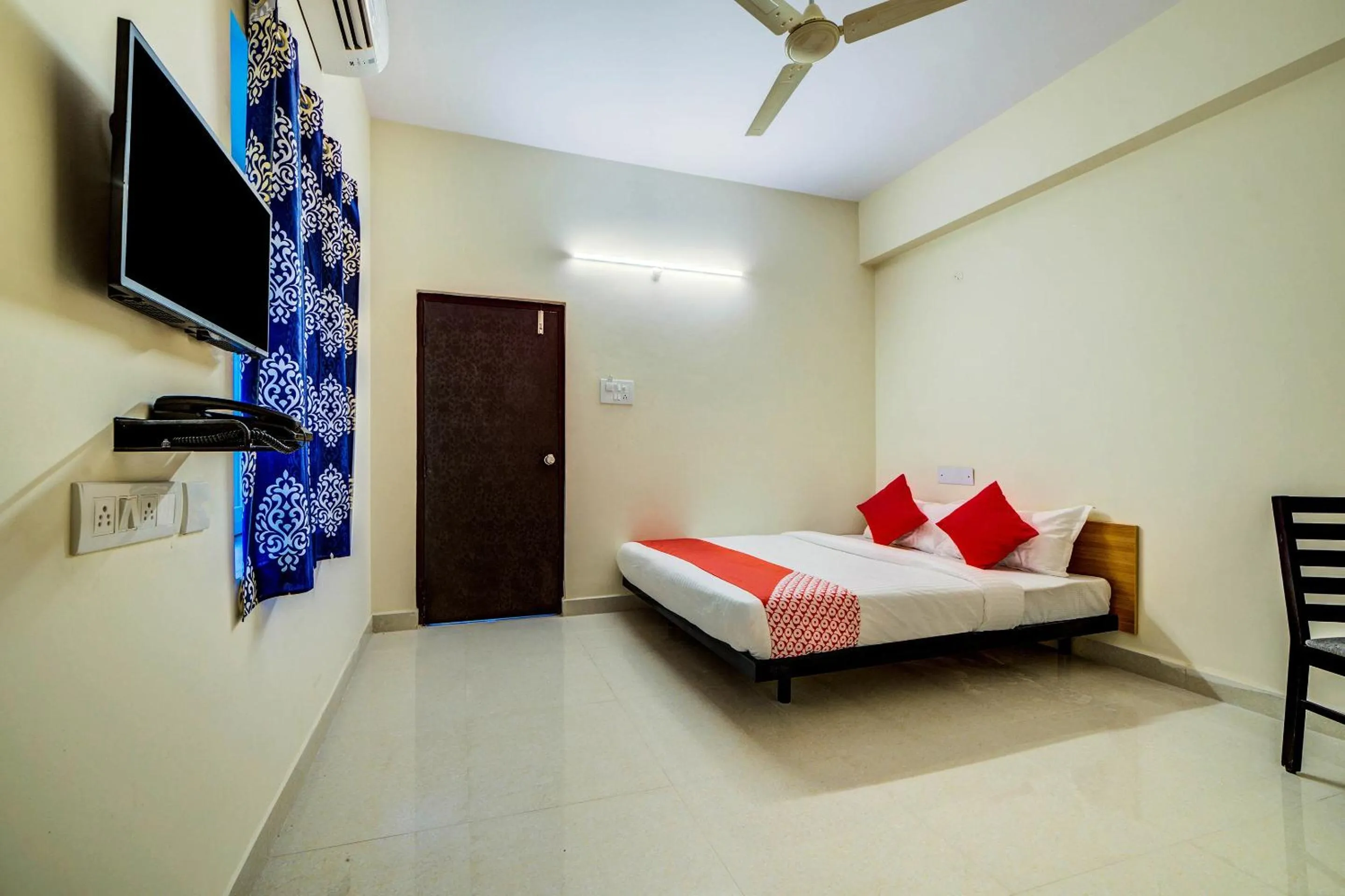 Bedroom, Bed in Hotel O JV Colony Near KFC Gachibowli