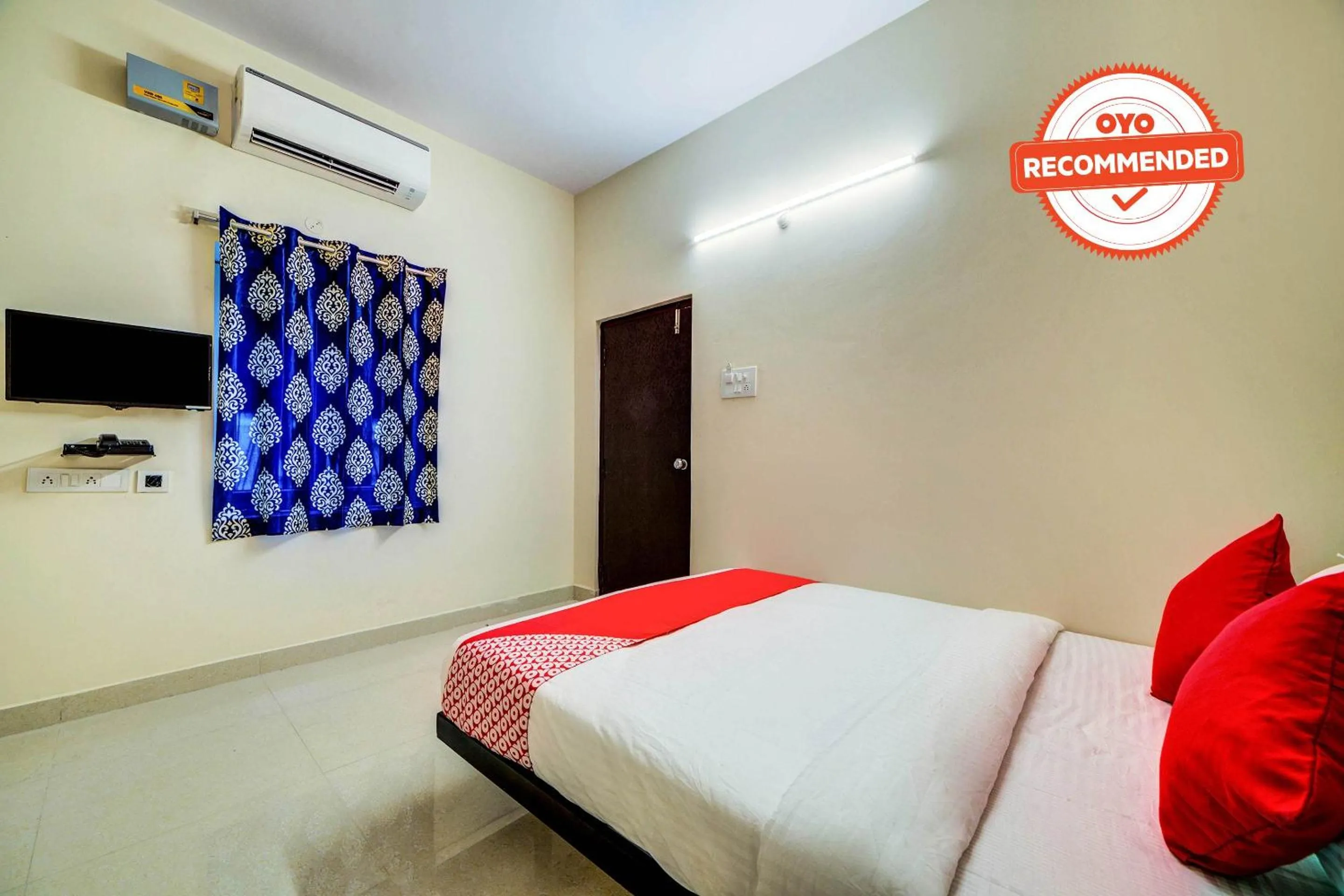 Bedroom, Bed in Hotel O JV Colony Near KFC Gachibowli