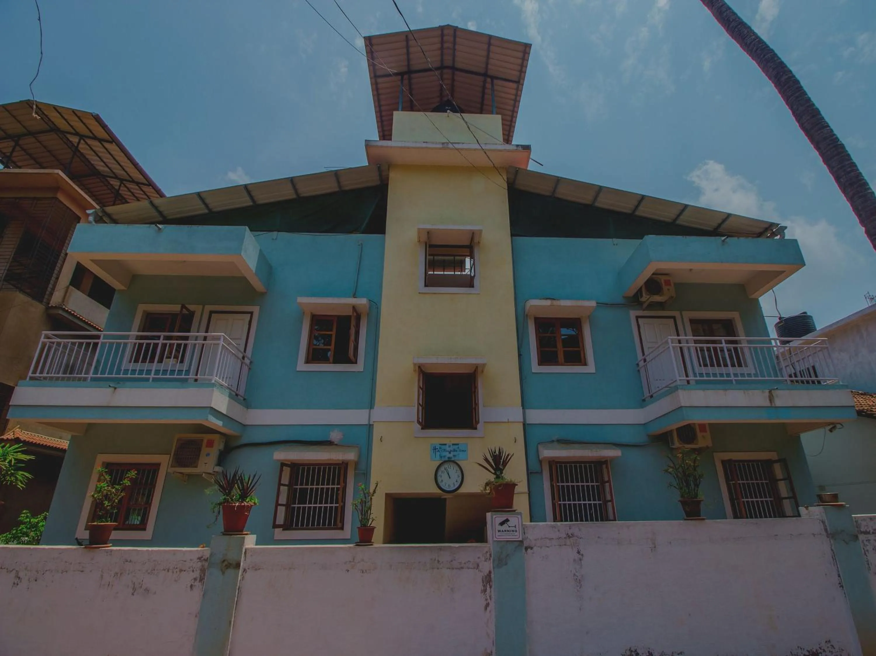 Facade/entrance in Super Collection O Holy Cross Home Stays