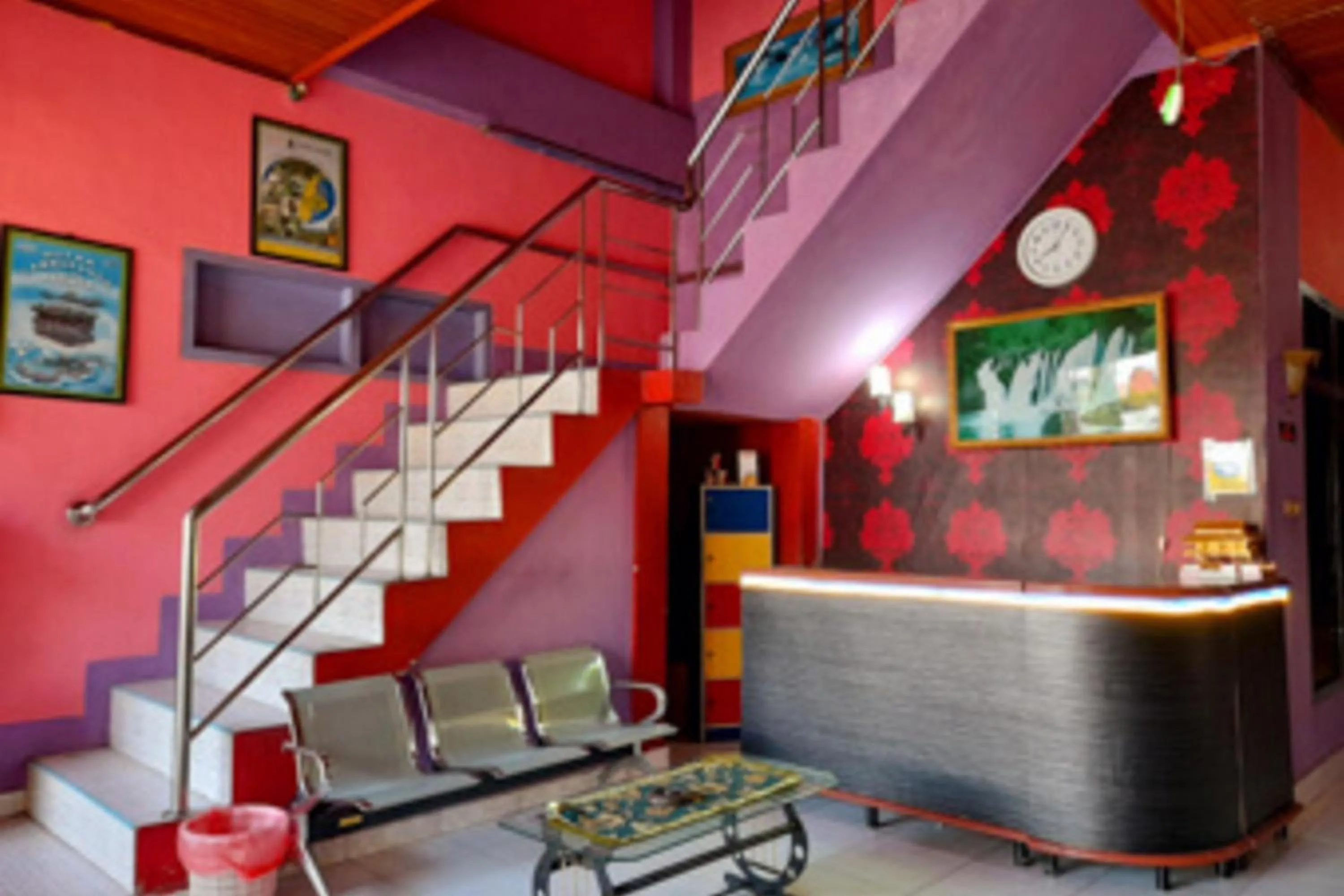 Lobby or reception in Hotel Rosichan Bau Bau Mitra RedDoorz