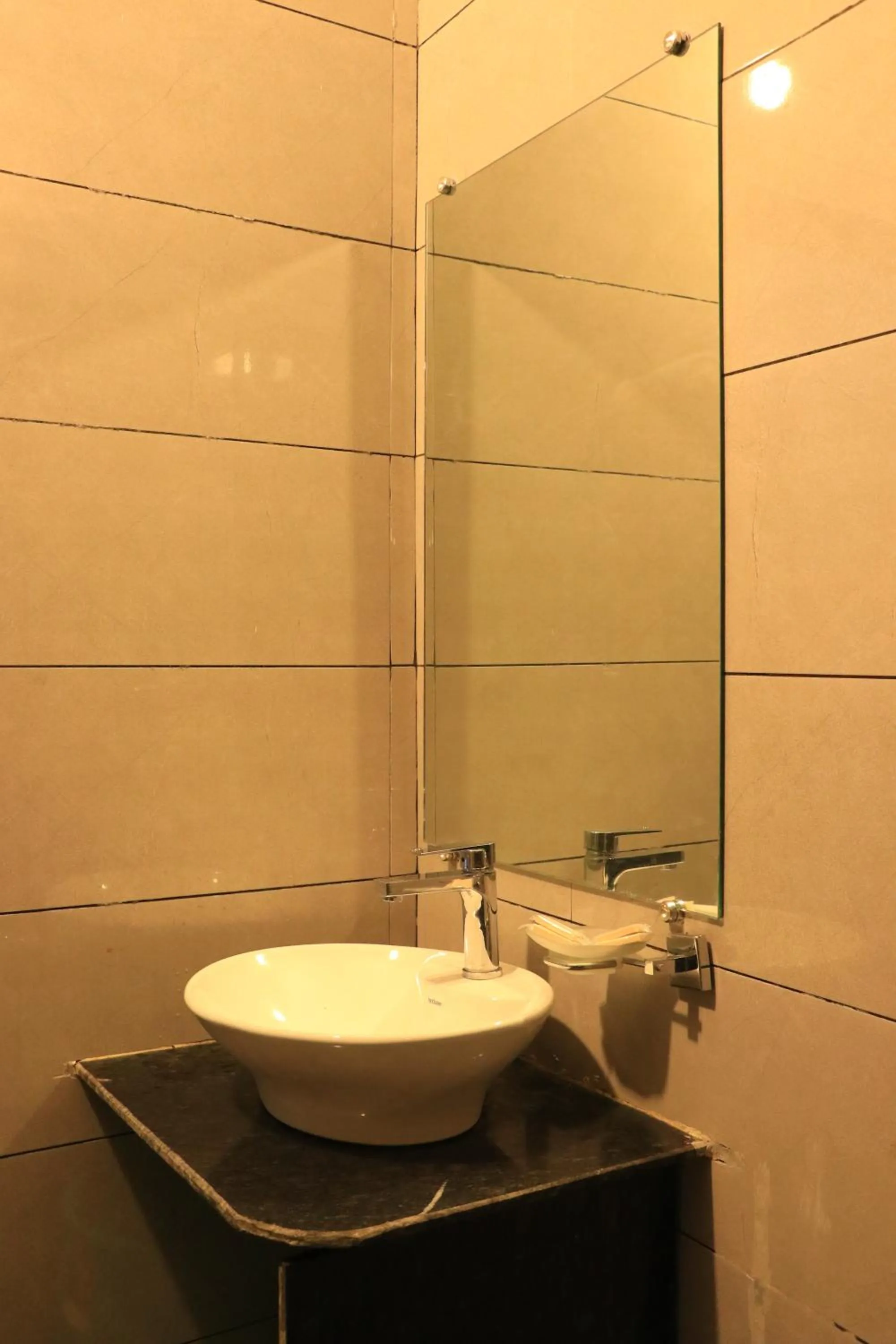 Bathroom in Hotel Rajat Residency Bijnor