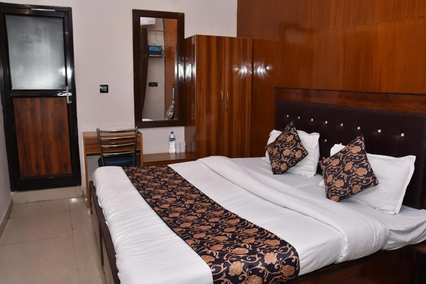 Bedroom, Bed in Hotel Rajat Residency Bijnor