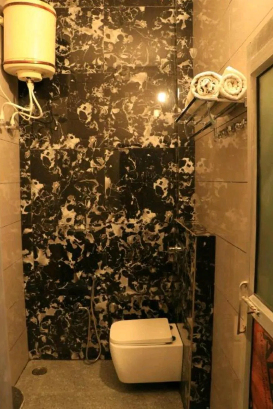 Bathroom in Hotel Rajat Residency Bijnor