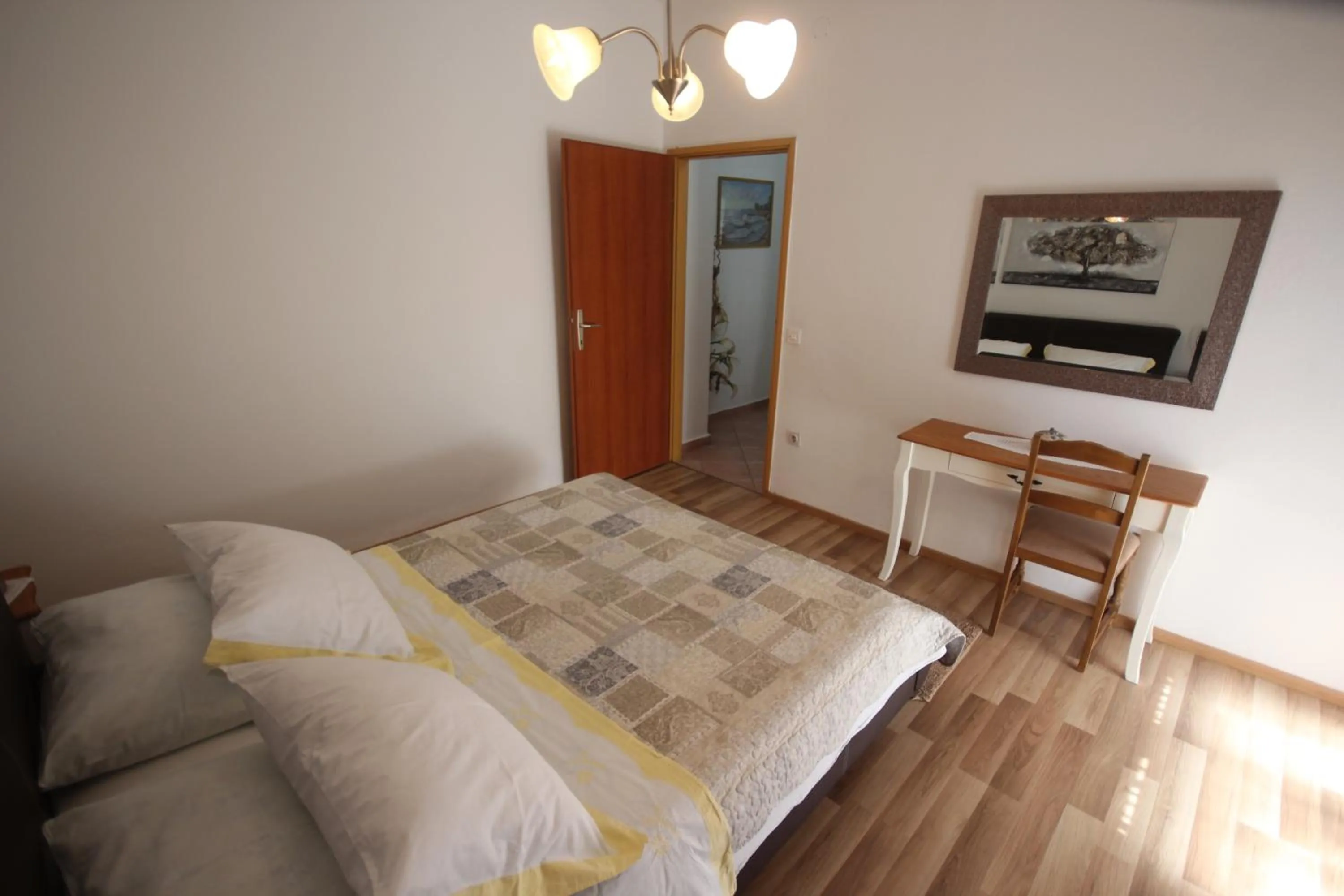 Bedroom, Bed in Cosy apartment 5min to beach Mirela Borik