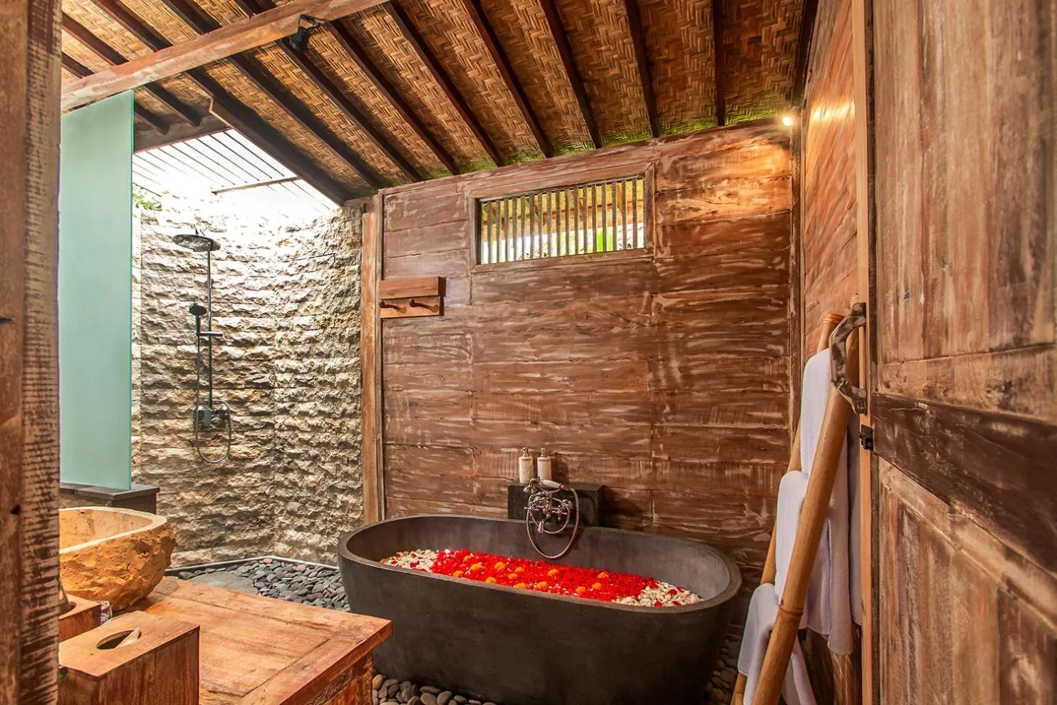 Hot Tub in Aswanaya Villas Ubud