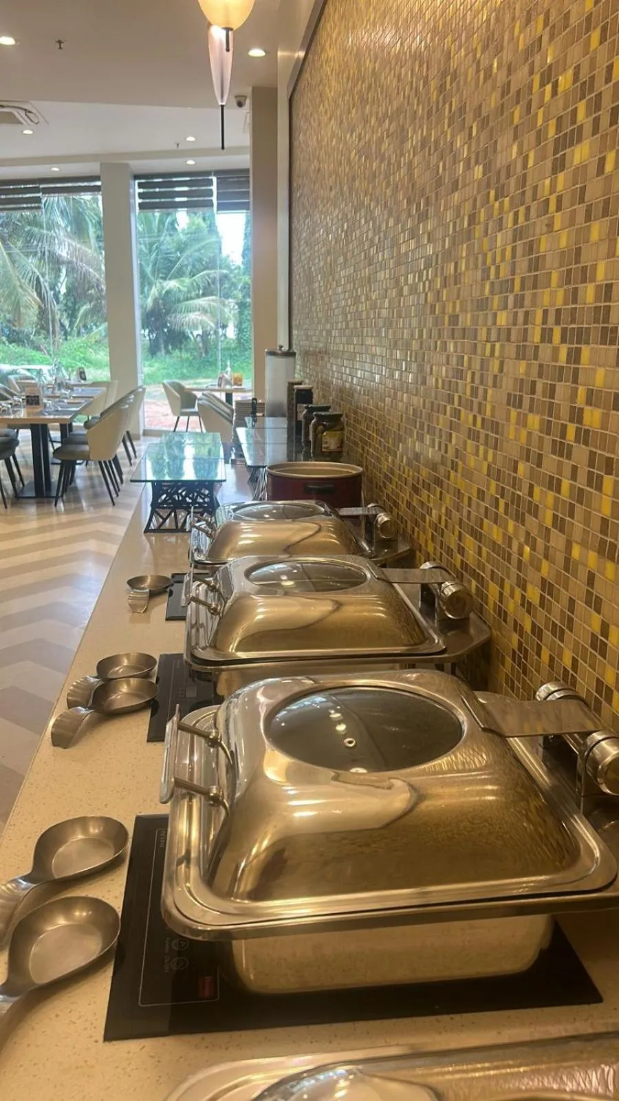 Restaurant/places to eat in Click Hotel Bangalore - International Airport