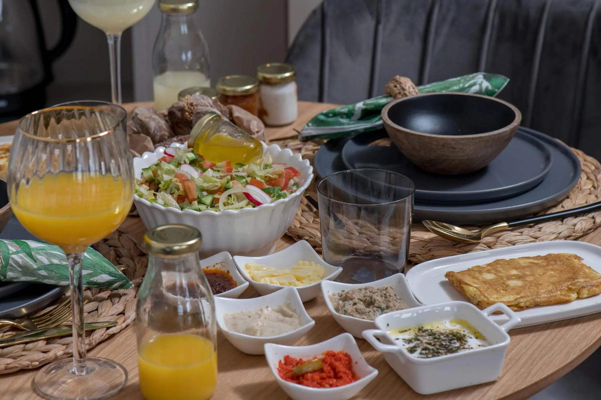 Food and drinks in Alonella