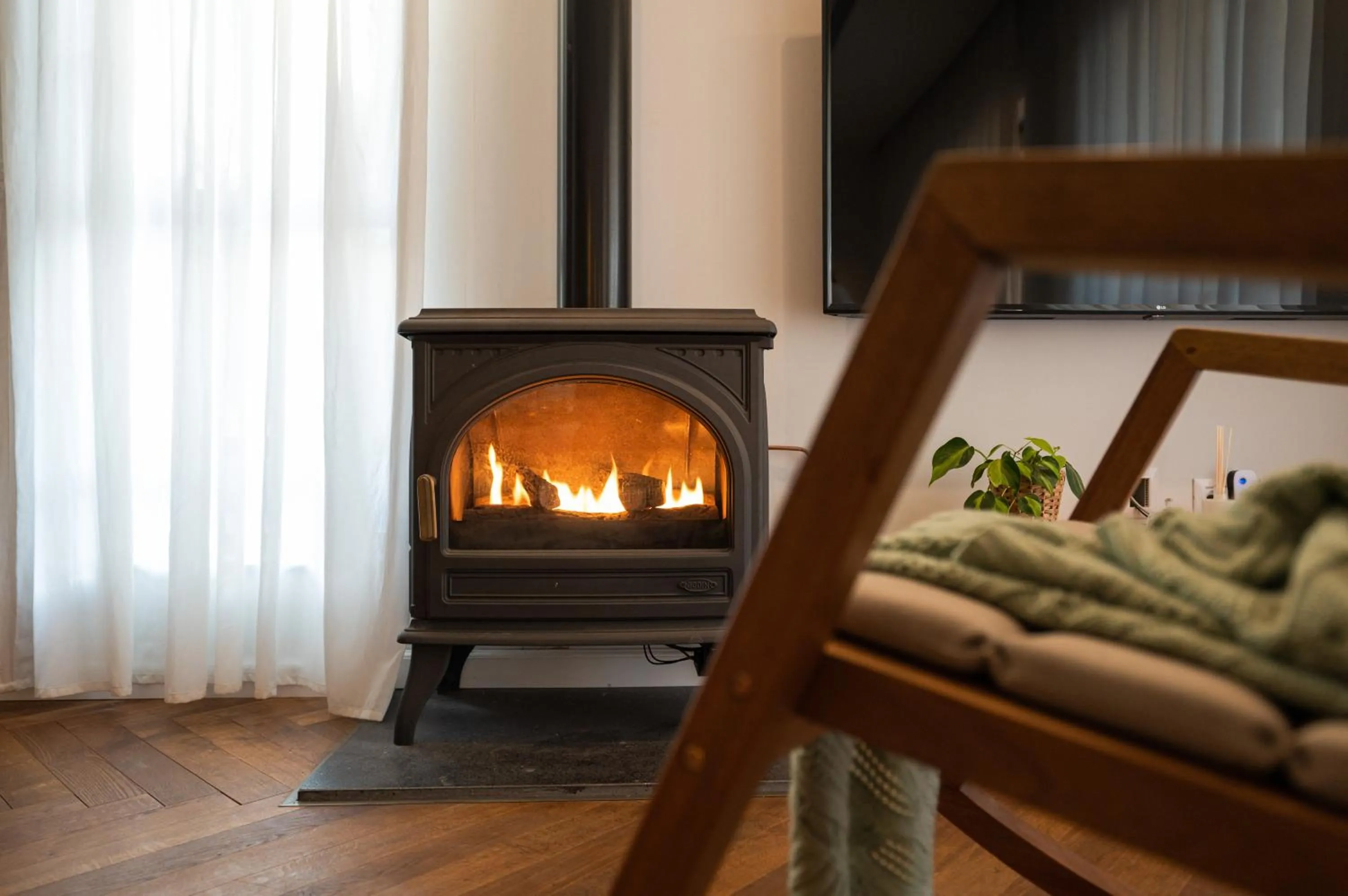 flat iron in Alonella