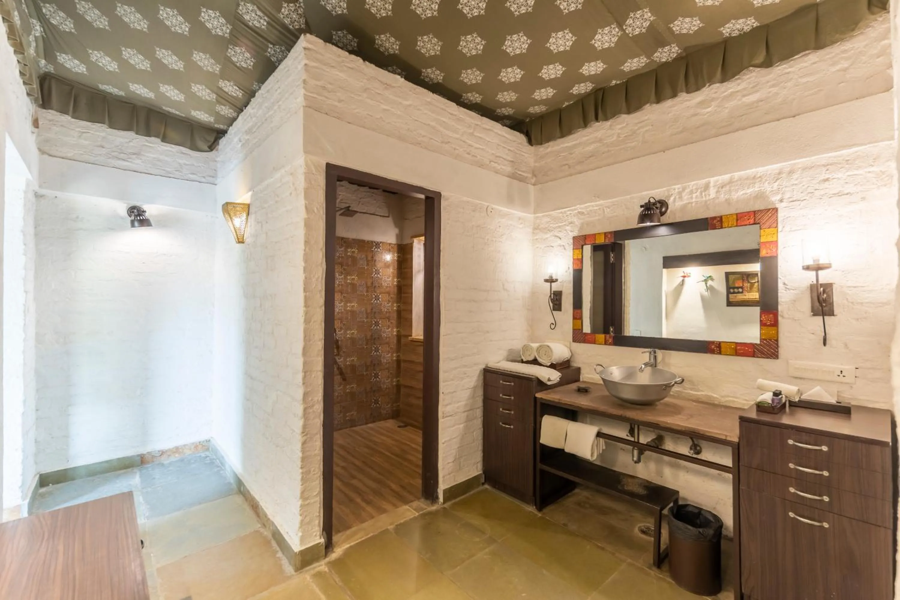 Bathroom in Vanaashrya Resort and Spa Sariska
