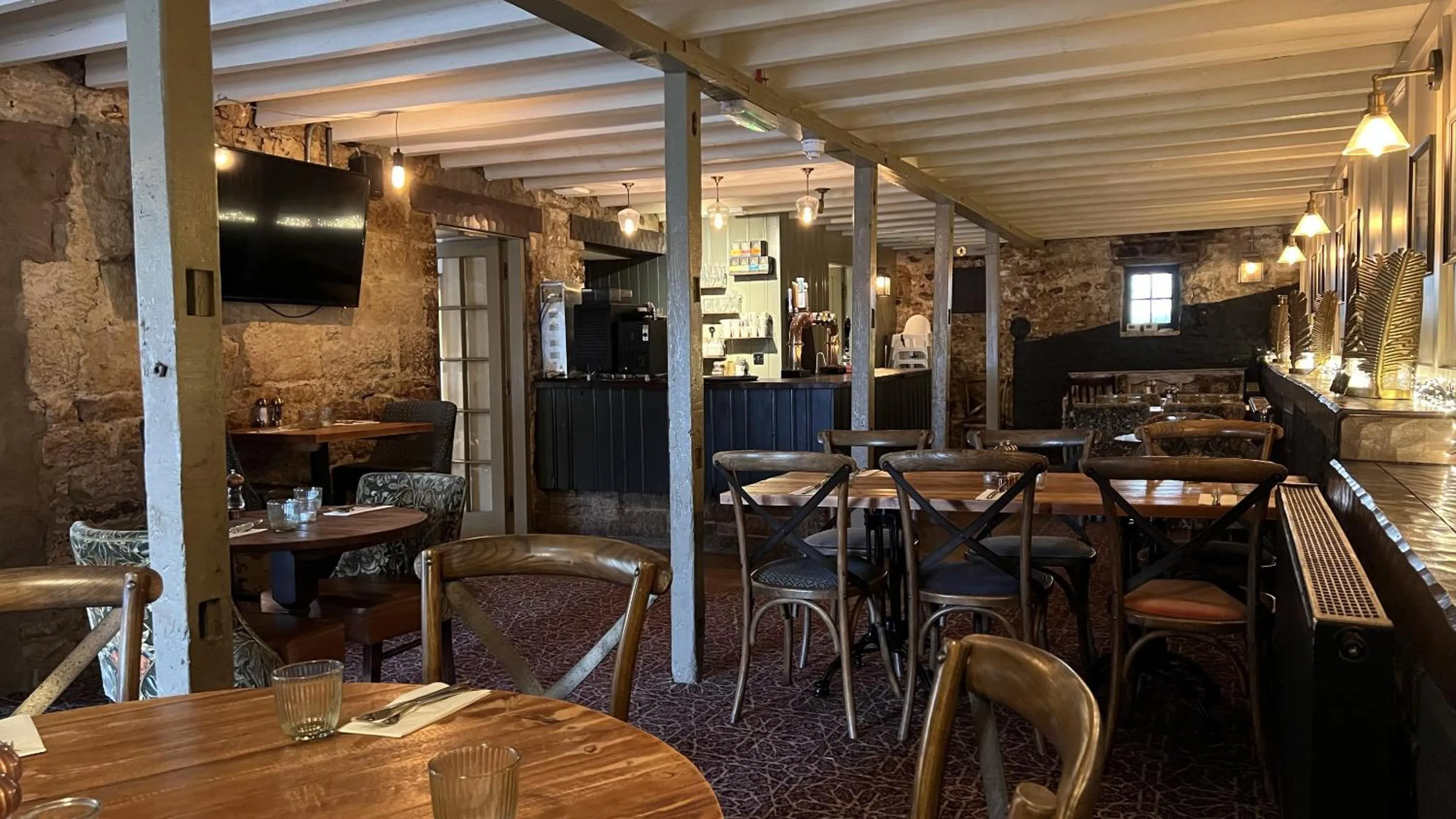 Dining area in The Forresters Arms Kilburn