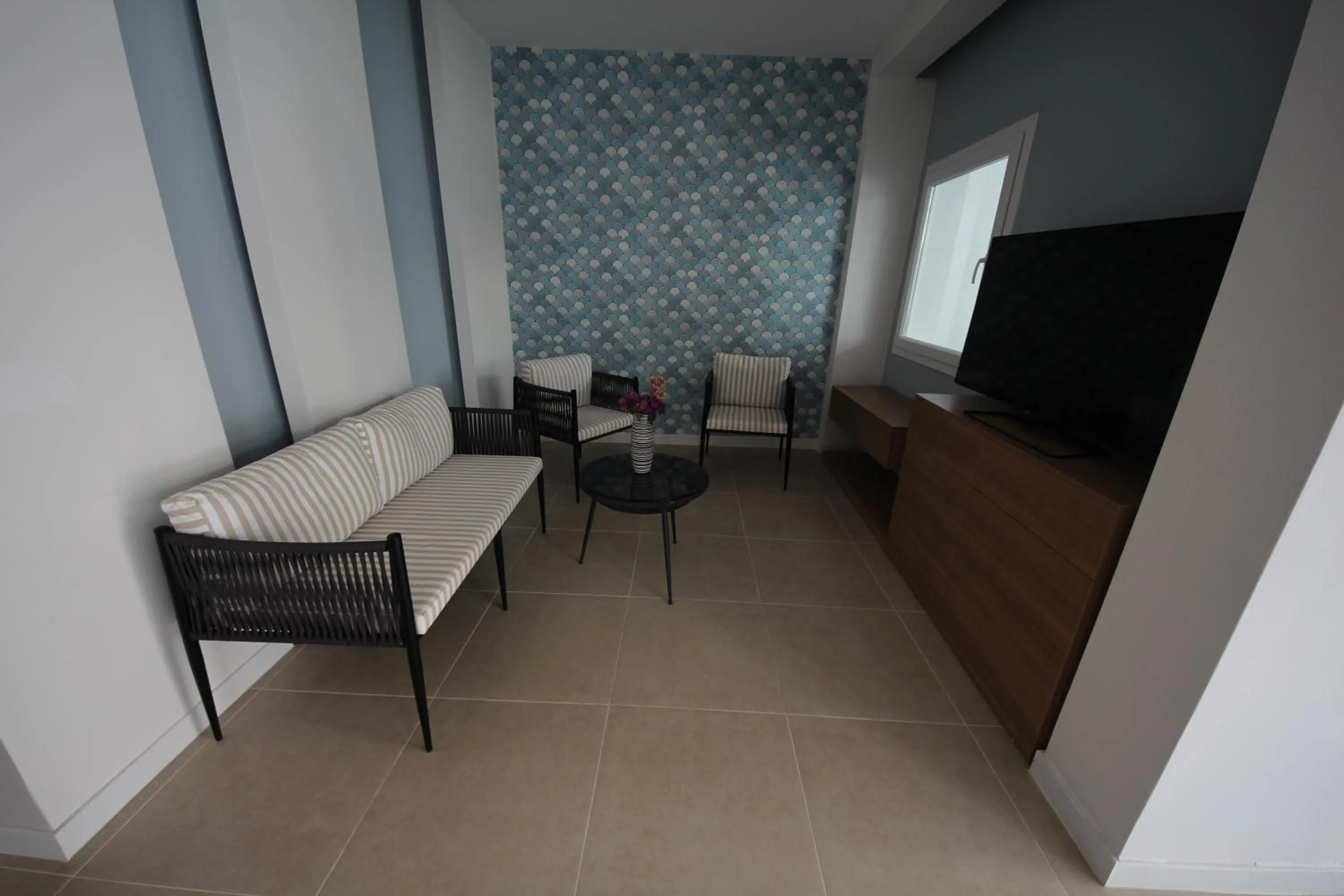 Living room in SPİLOS GÜMÜLDÜR HOTEL