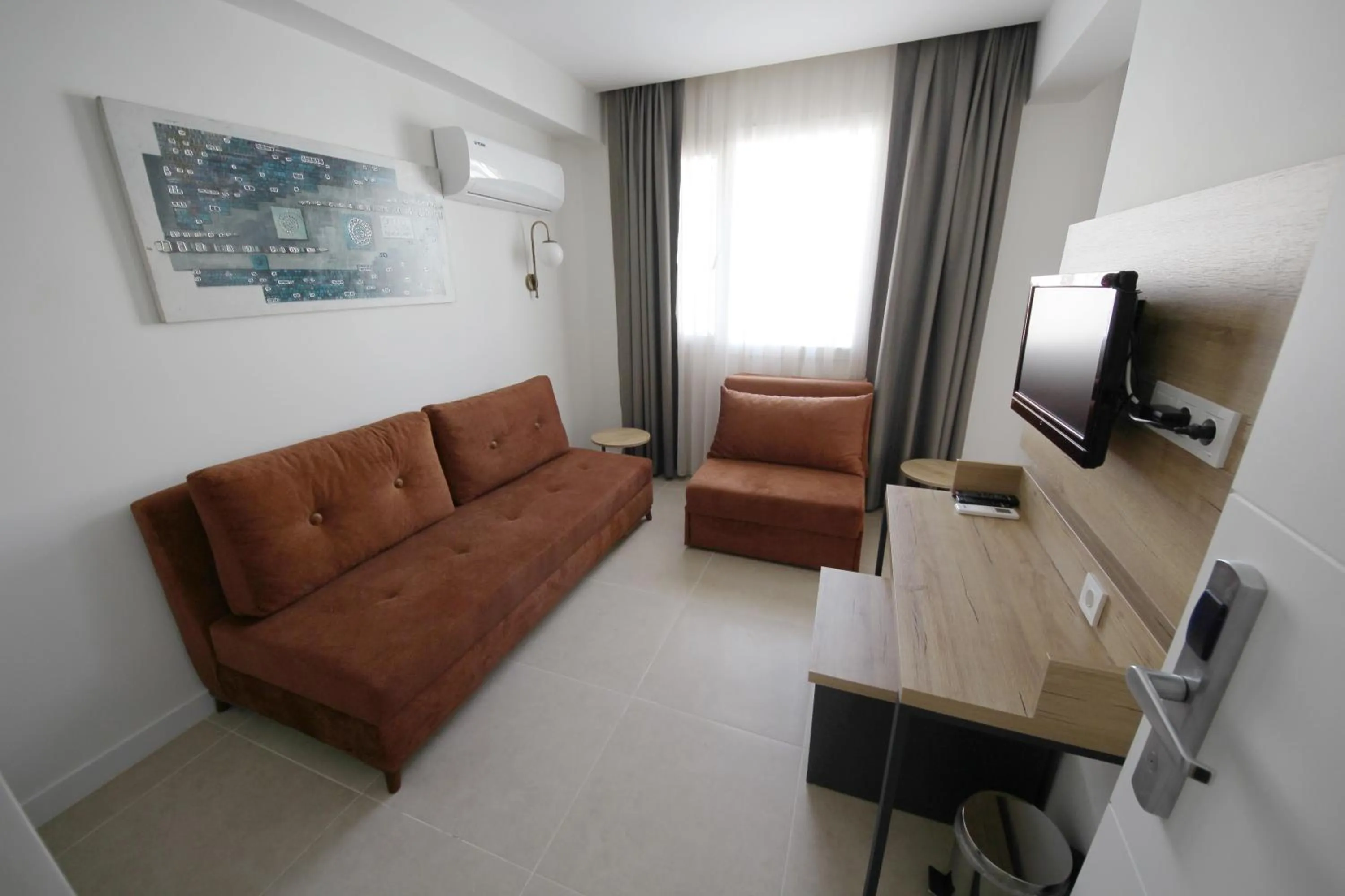 Living room in SPİLOS GÜMÜLDÜR HOTEL