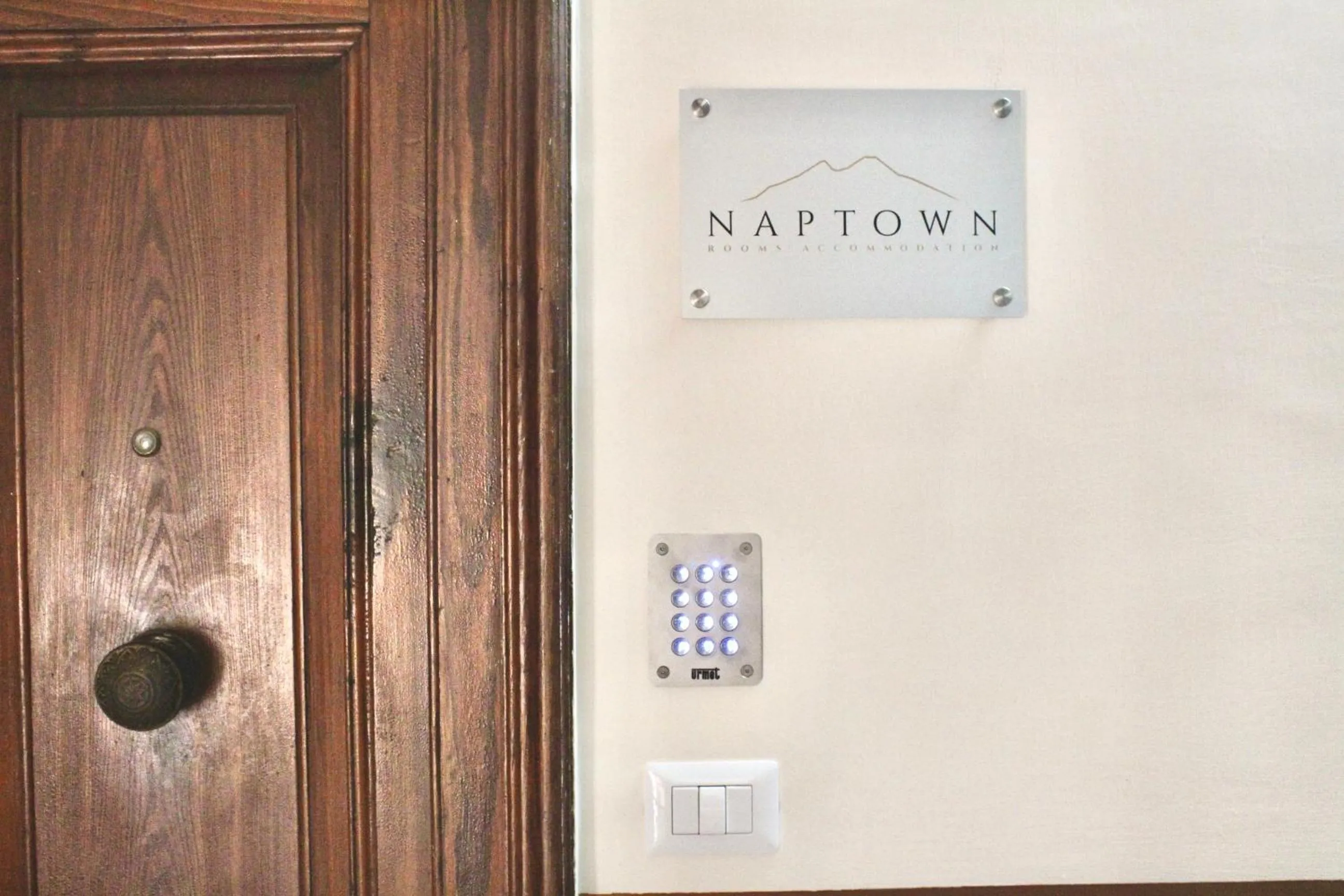 Naptown Rooms