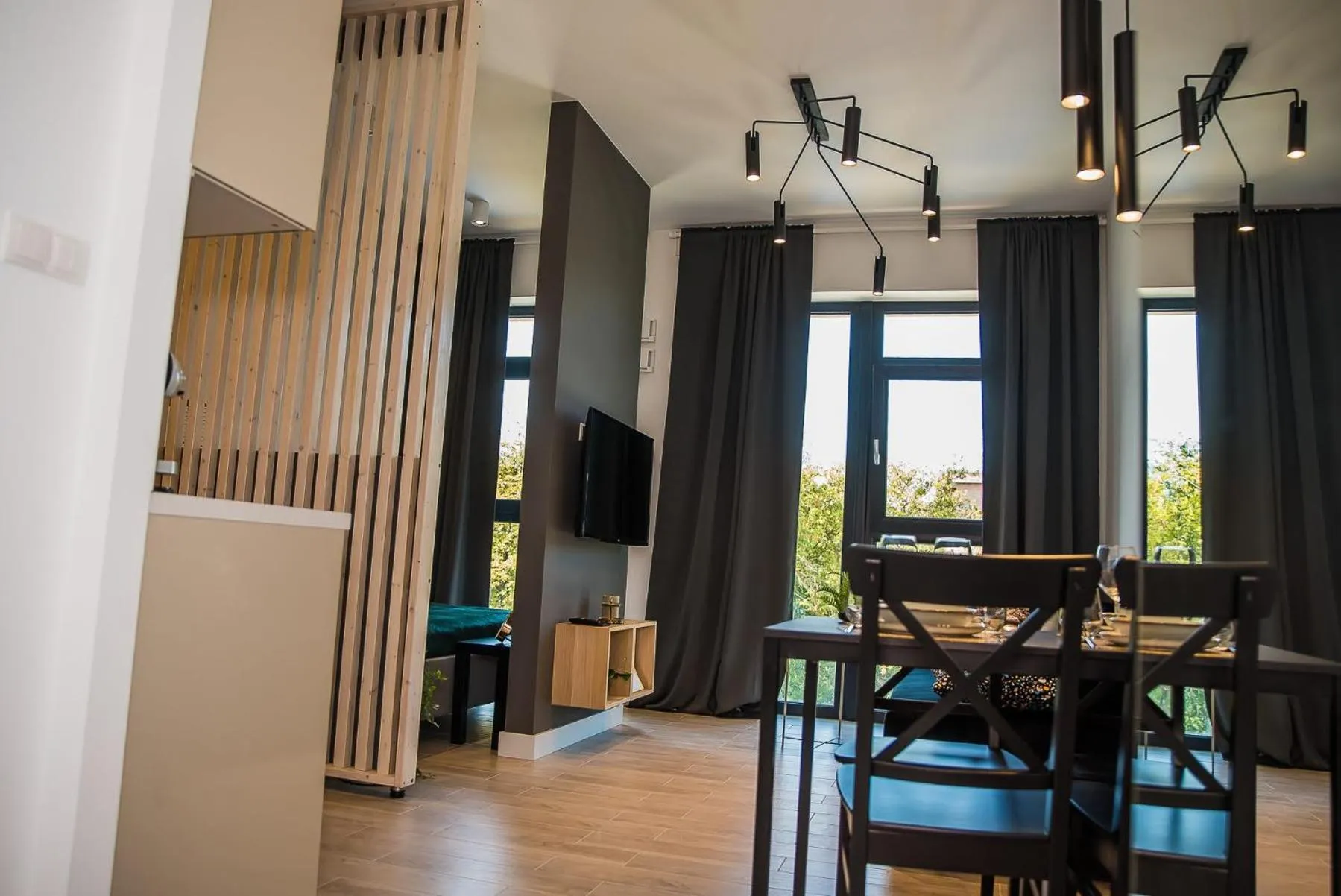 EASY RENT Apartments -BUSINESS CENTER 39