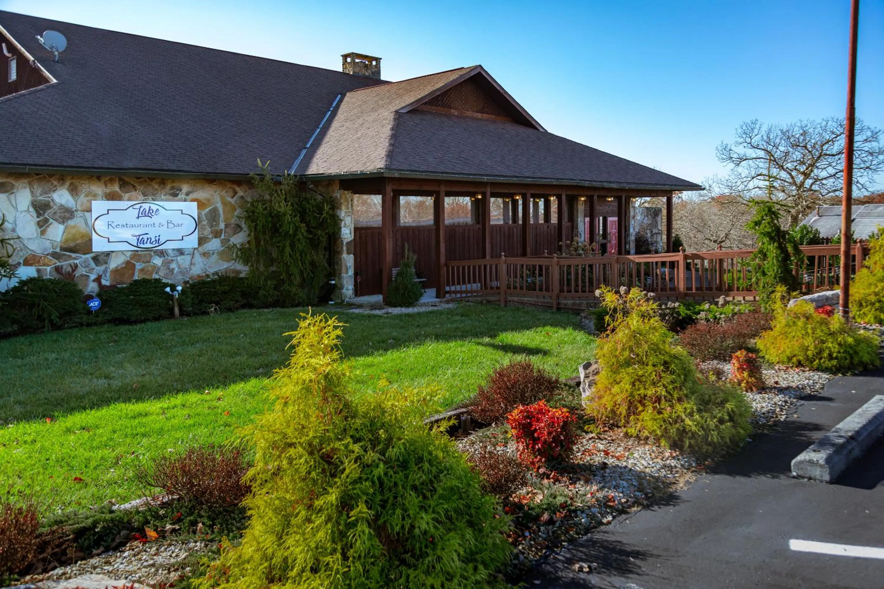 Crown Resorts at Lake Tansi West