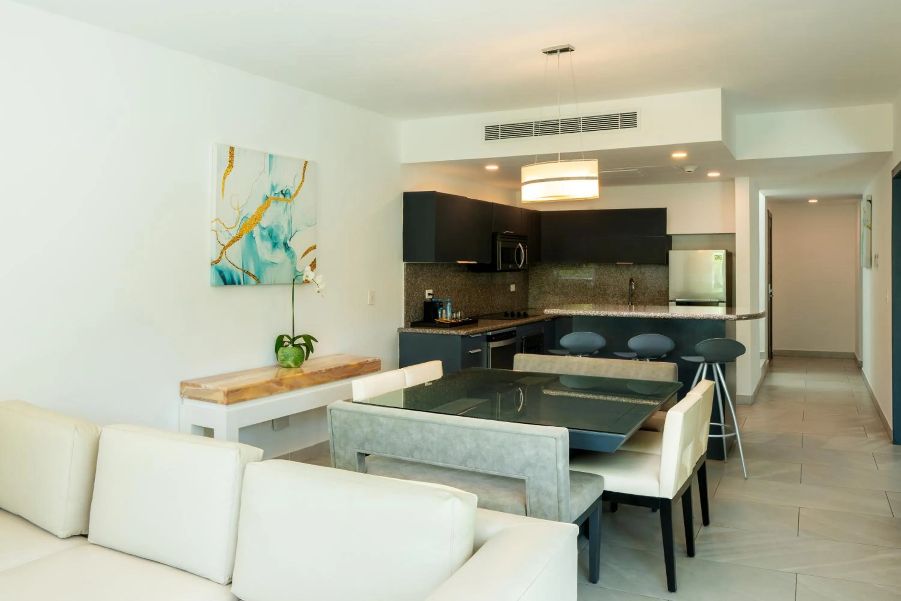 Living room in The Fives Beach Hotel & Residences - All Senses Inclusive