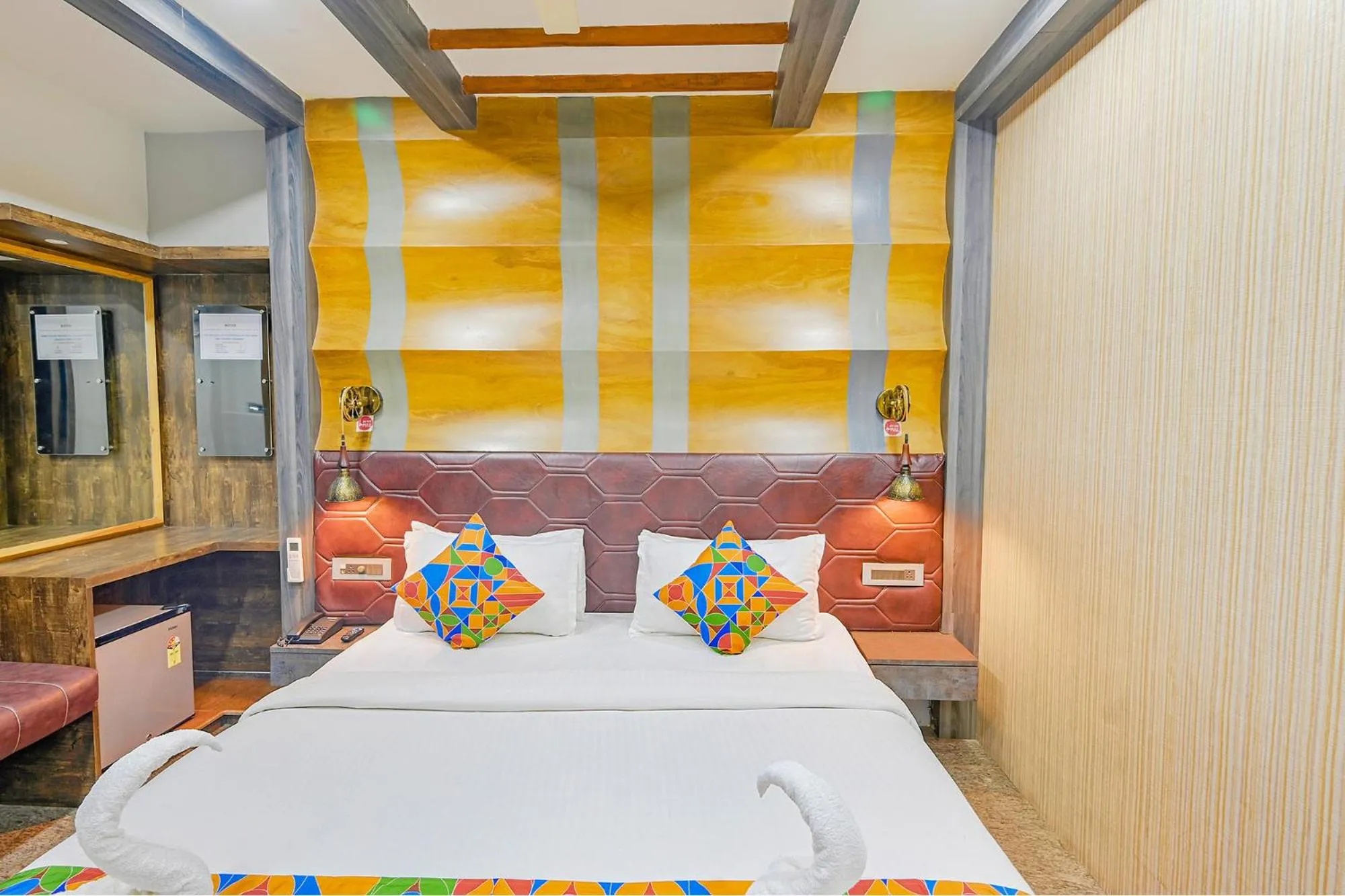 Bed in FabHotel Prime Middleton - Nr Niladri Vihar Square