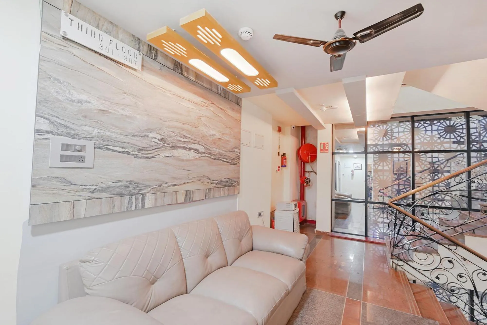 Seating area in FabHotel Prime Middleton - Nr Niladri Vihar Square