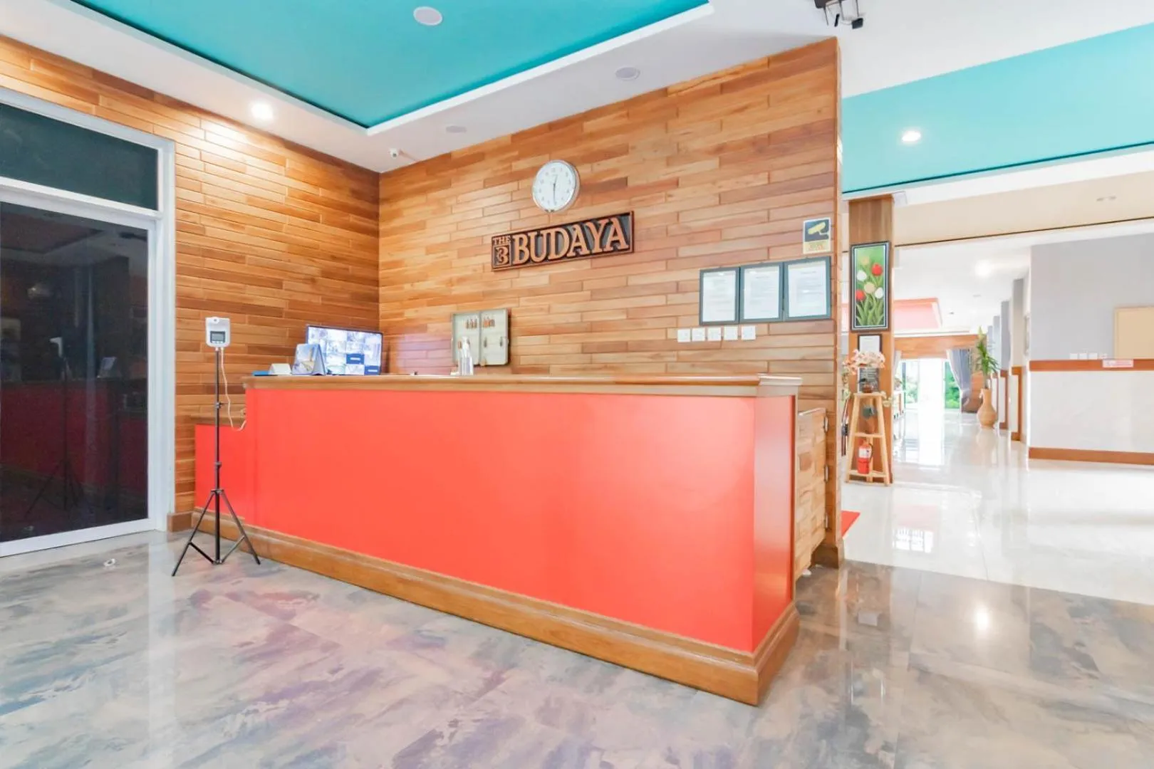 Property building in Sans Hotel Budaya Cirebon